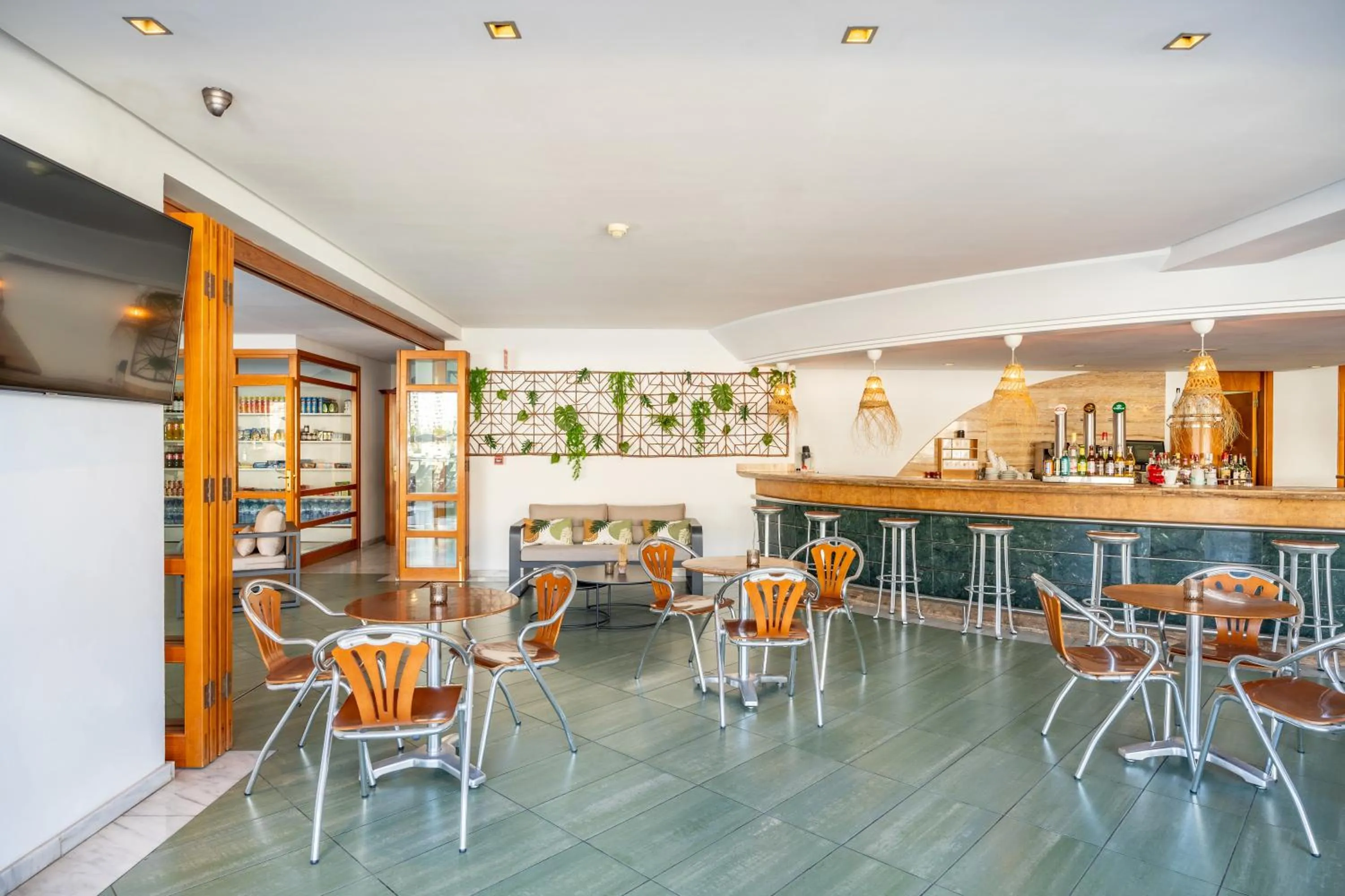 Living room in Apartamentos Cabau Cala Nova