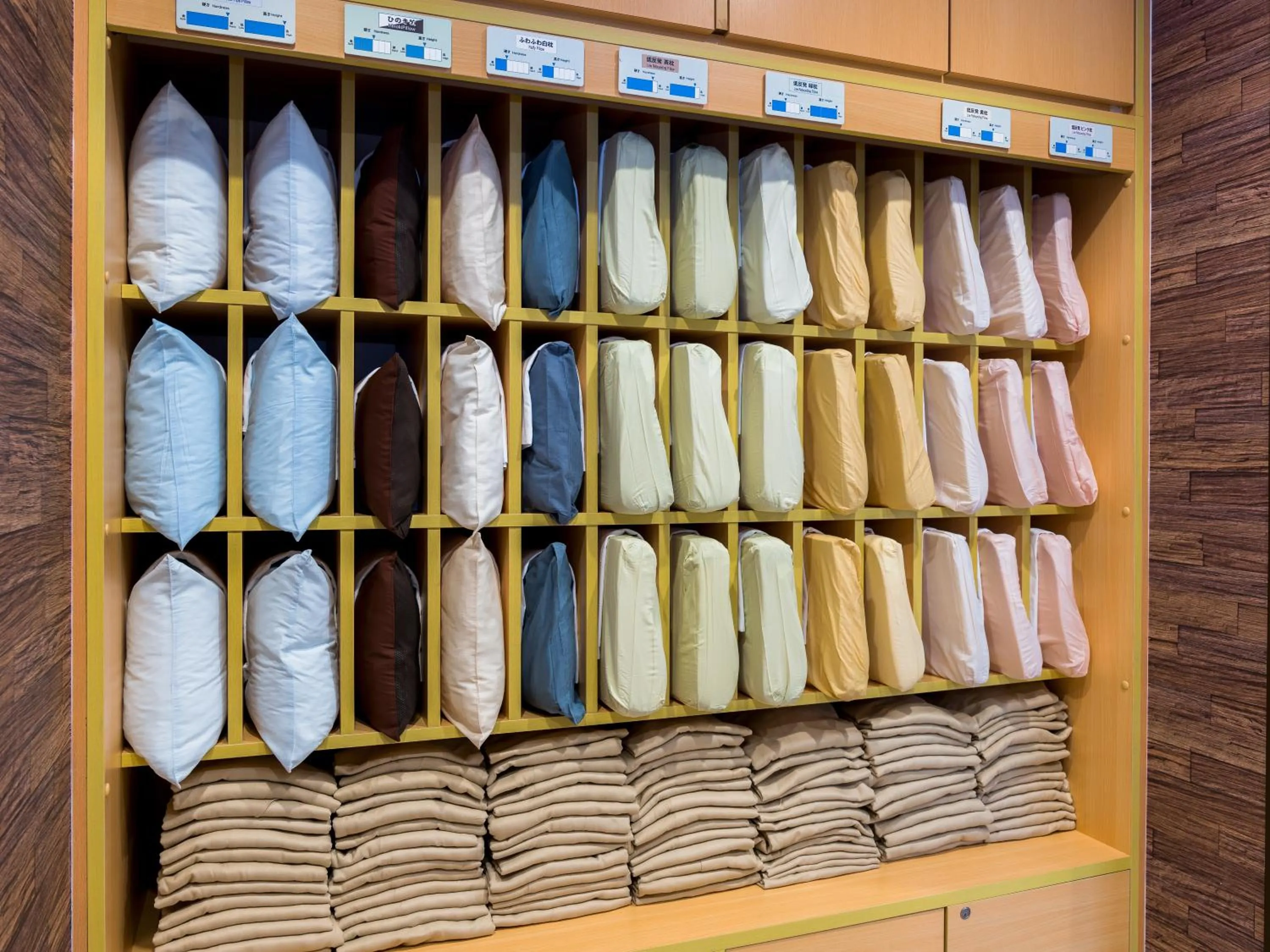 Lobby or reception in Super Hotel Yokkaichi Route 1