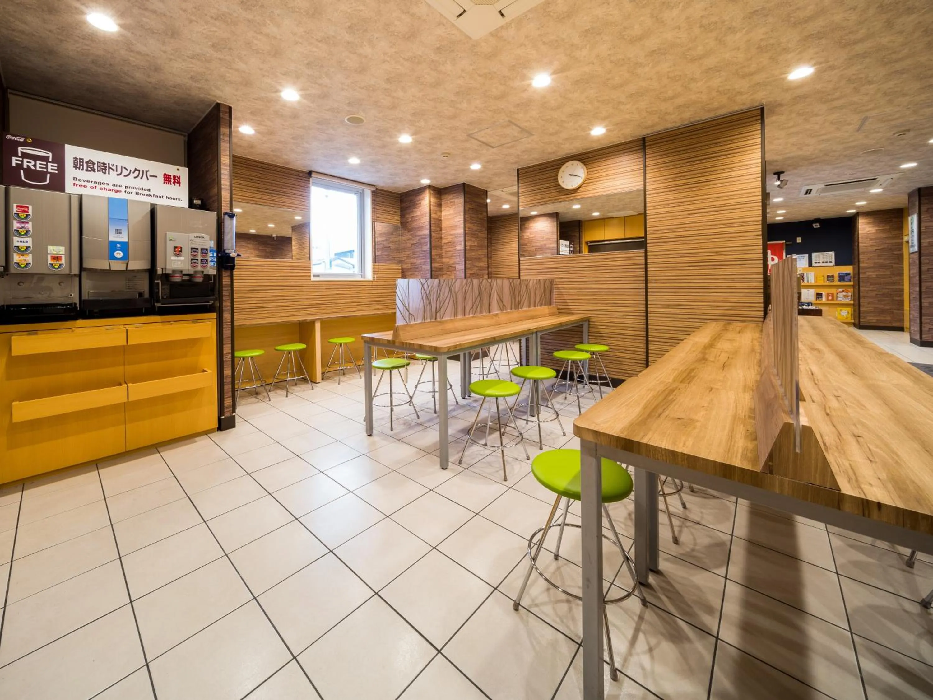 Lobby or reception in Super Hotel Yokkaichi Route 1