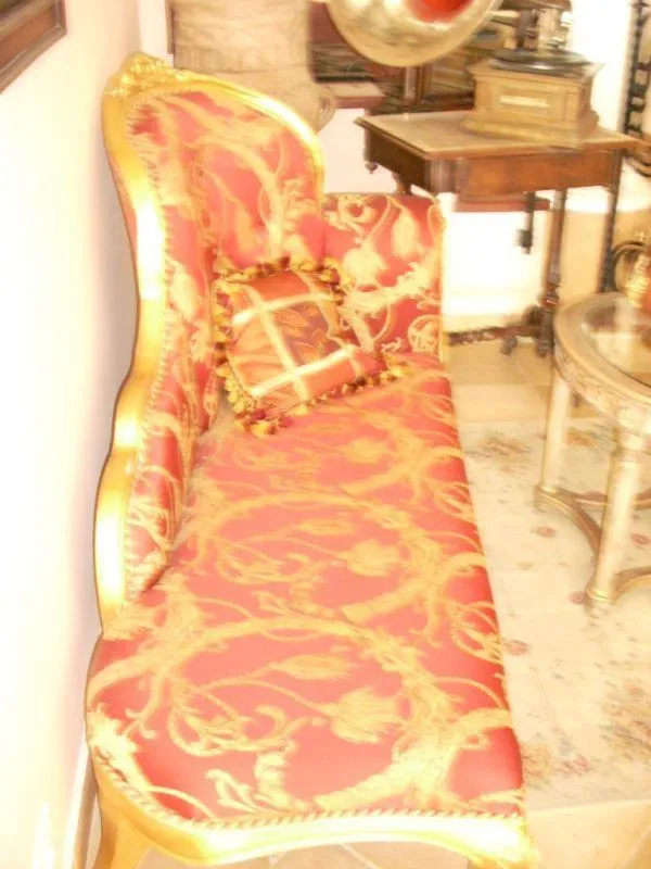 Seating area in Hotel Royal