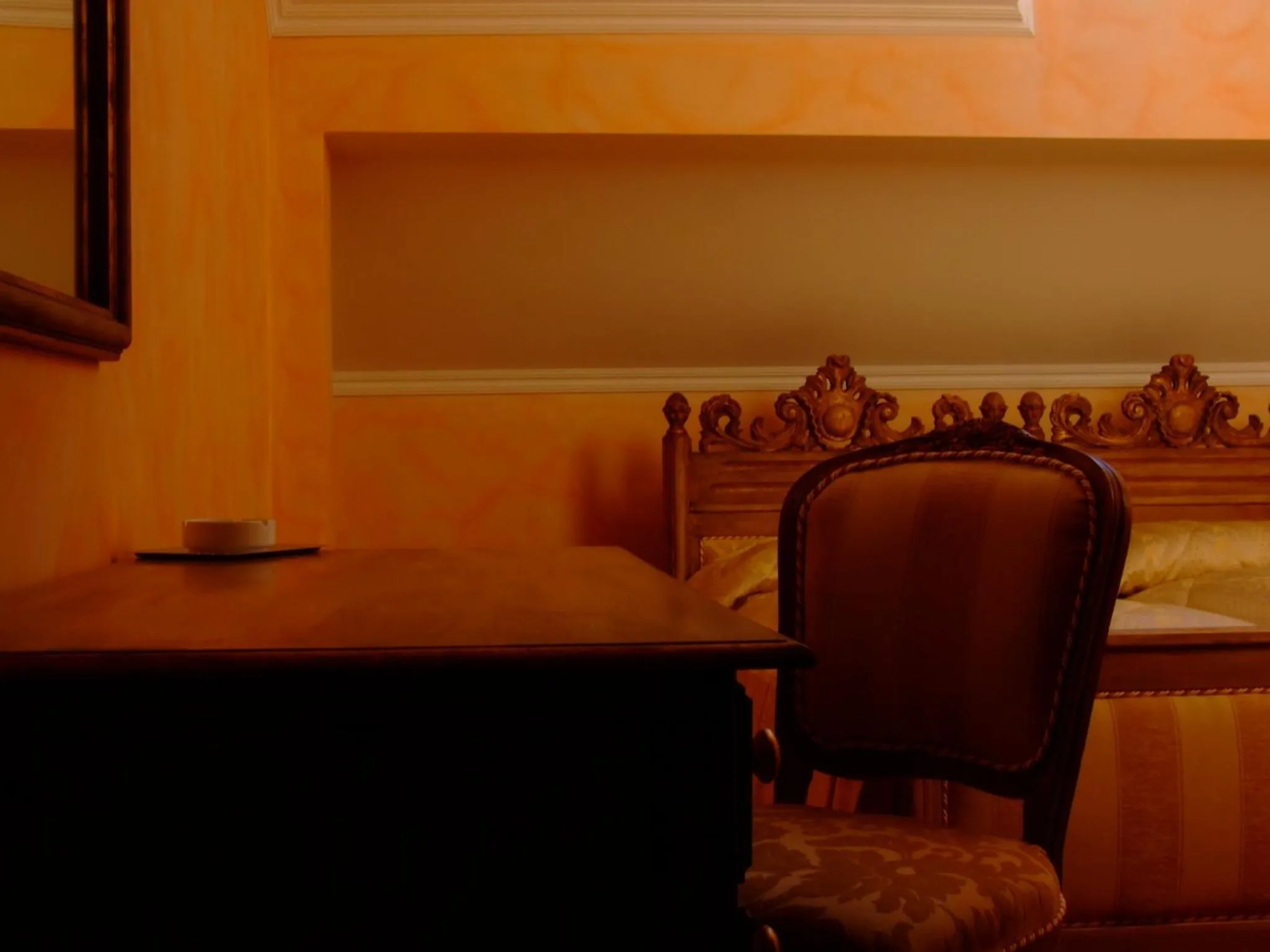 Decorative detail in Hotel Royal