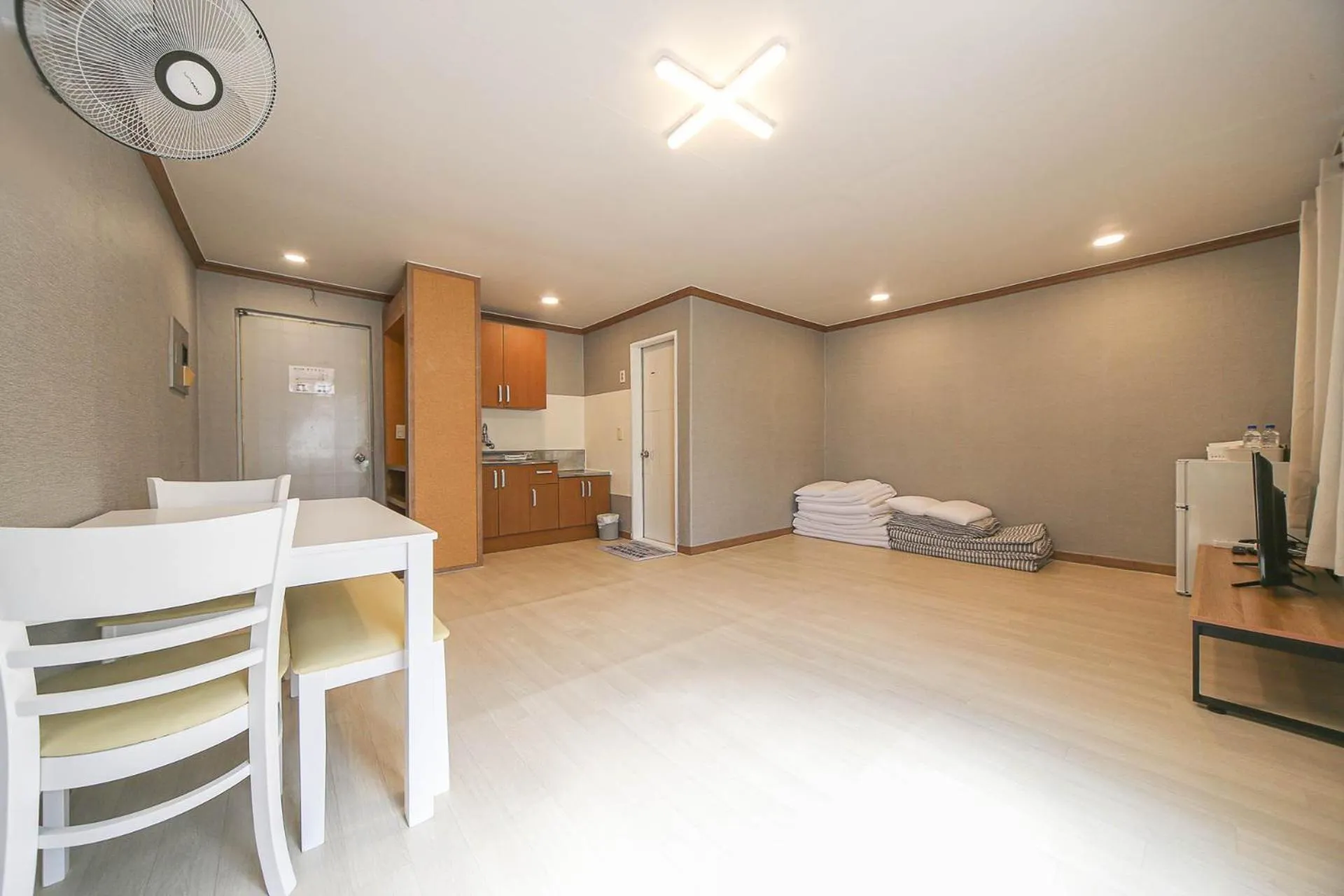 Bedroom in Seorak HOT Spring Mammoth Resotel