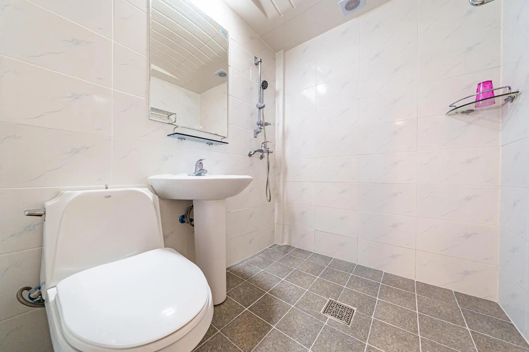 Shower in Seorak HOT Spring Mammoth Resotel