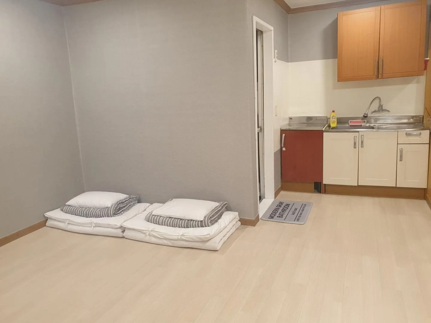 Decorative detail, Bed in Seorak HOT Spring Mammoth Resotel