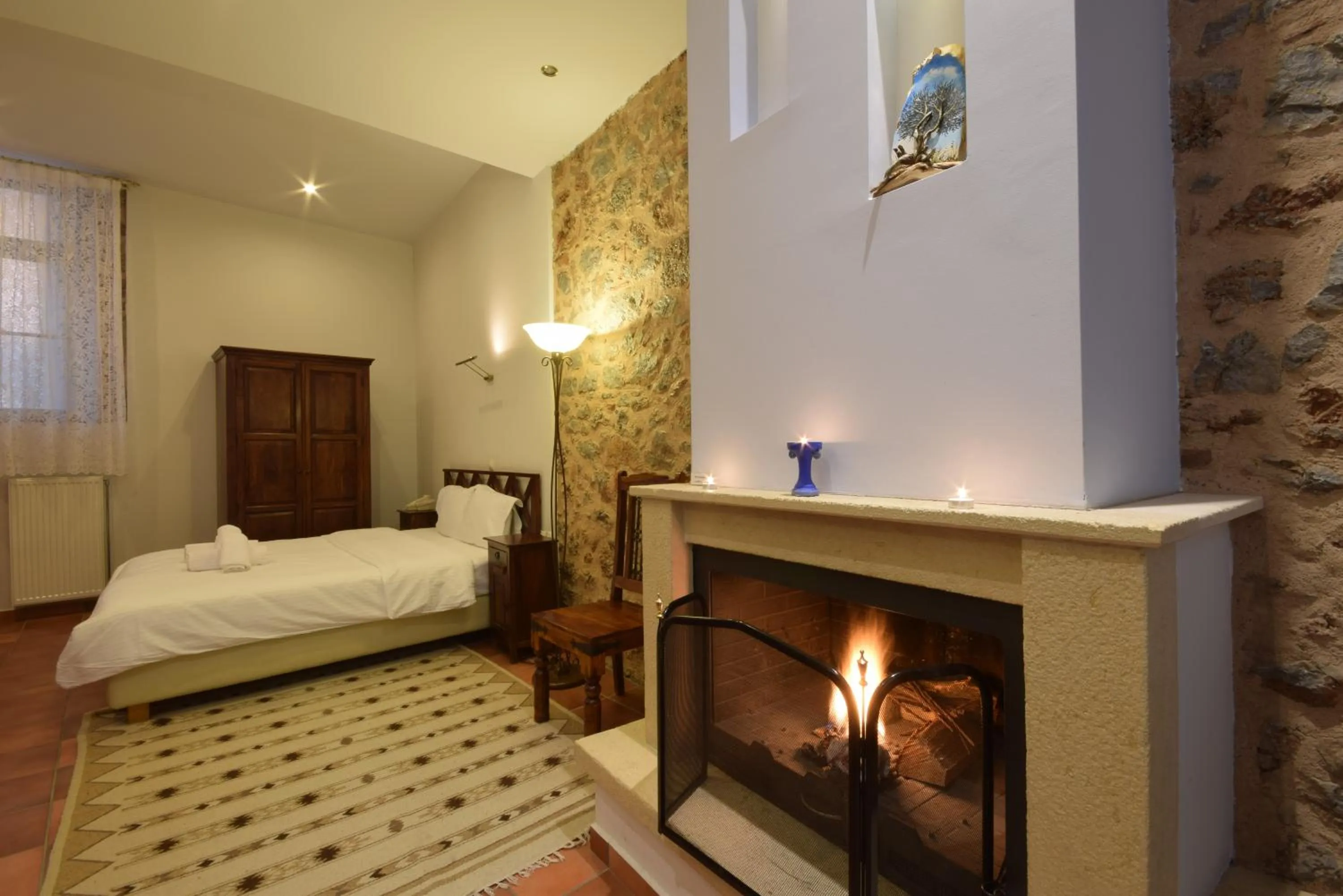 Photo of the whole room, Bed in Hotel Parnassos