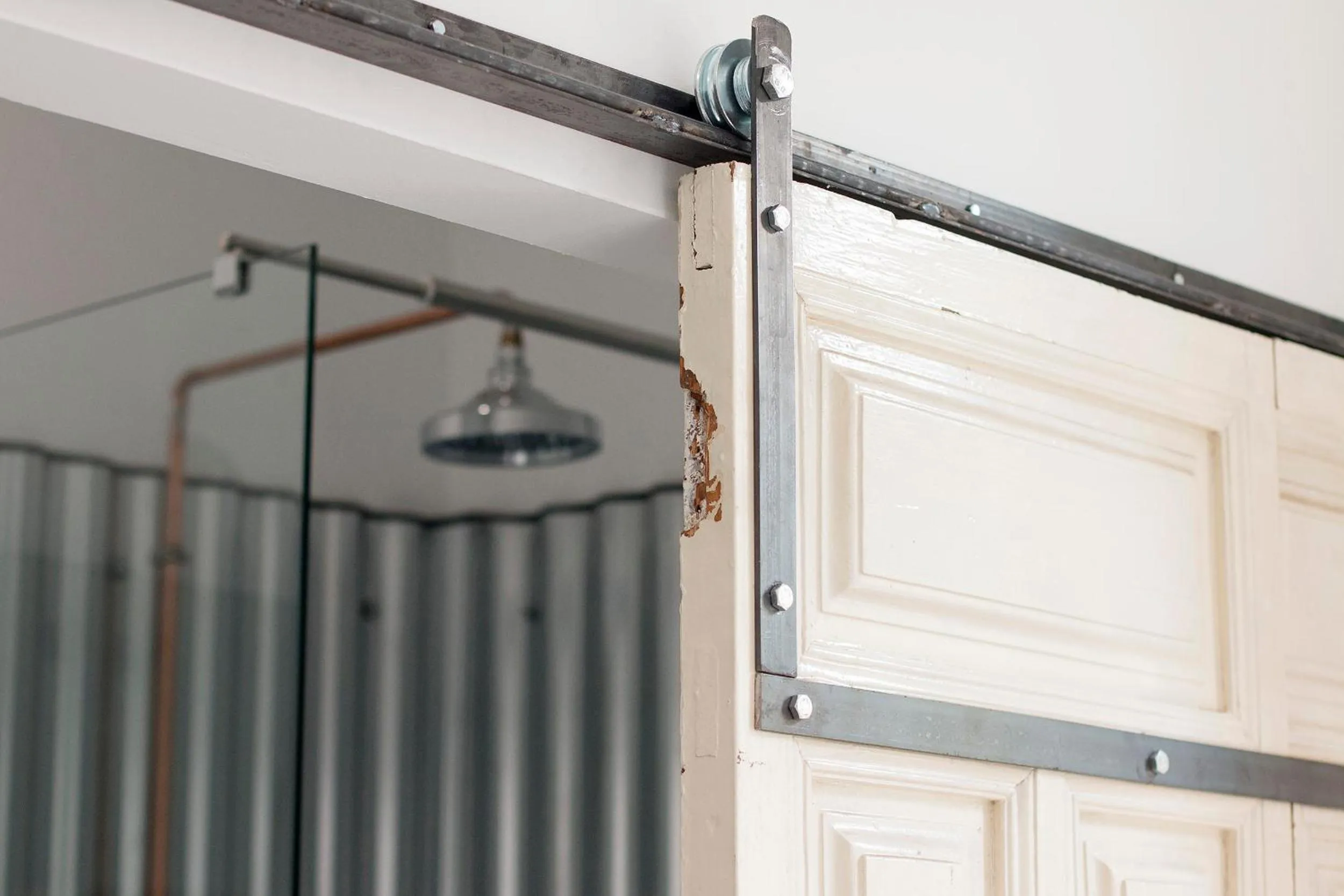 Shower in ECO Hostel