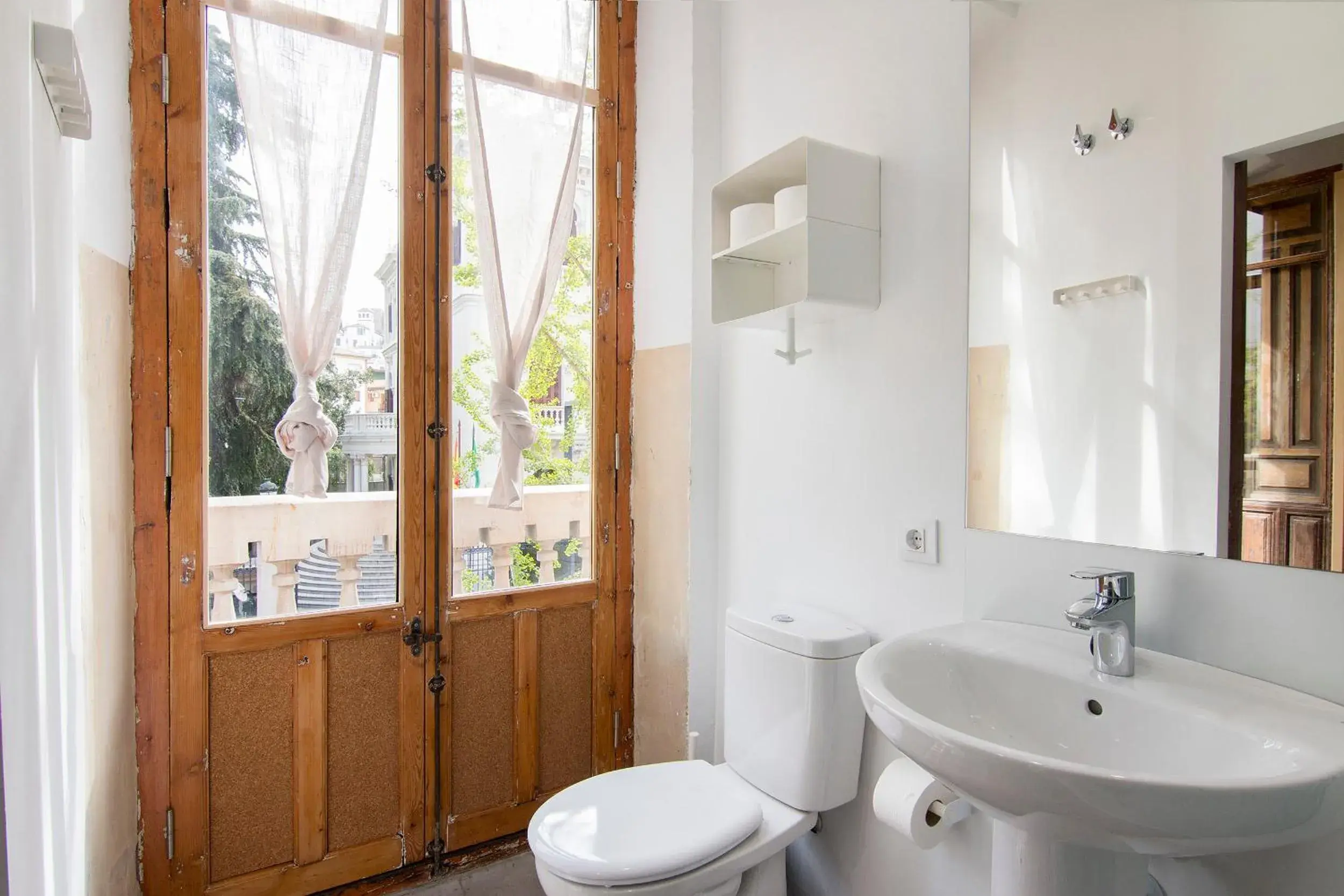 Bed in 4-Bed Dormitory Room in ECO Hostel Bed in 4-Bed Dormitory Room in ECO Hostel