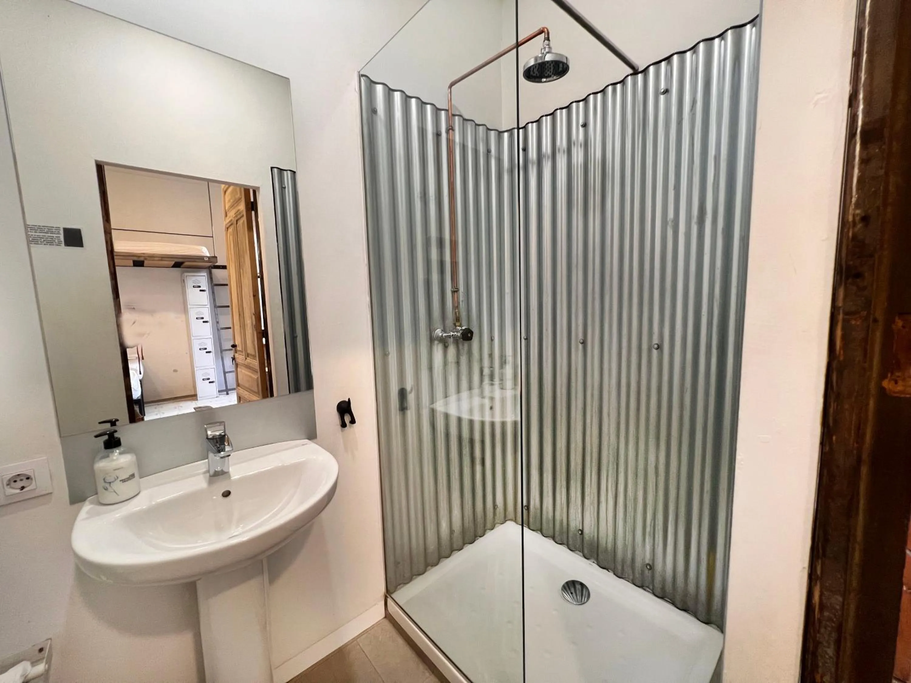 Bathroom in ECO Hostel