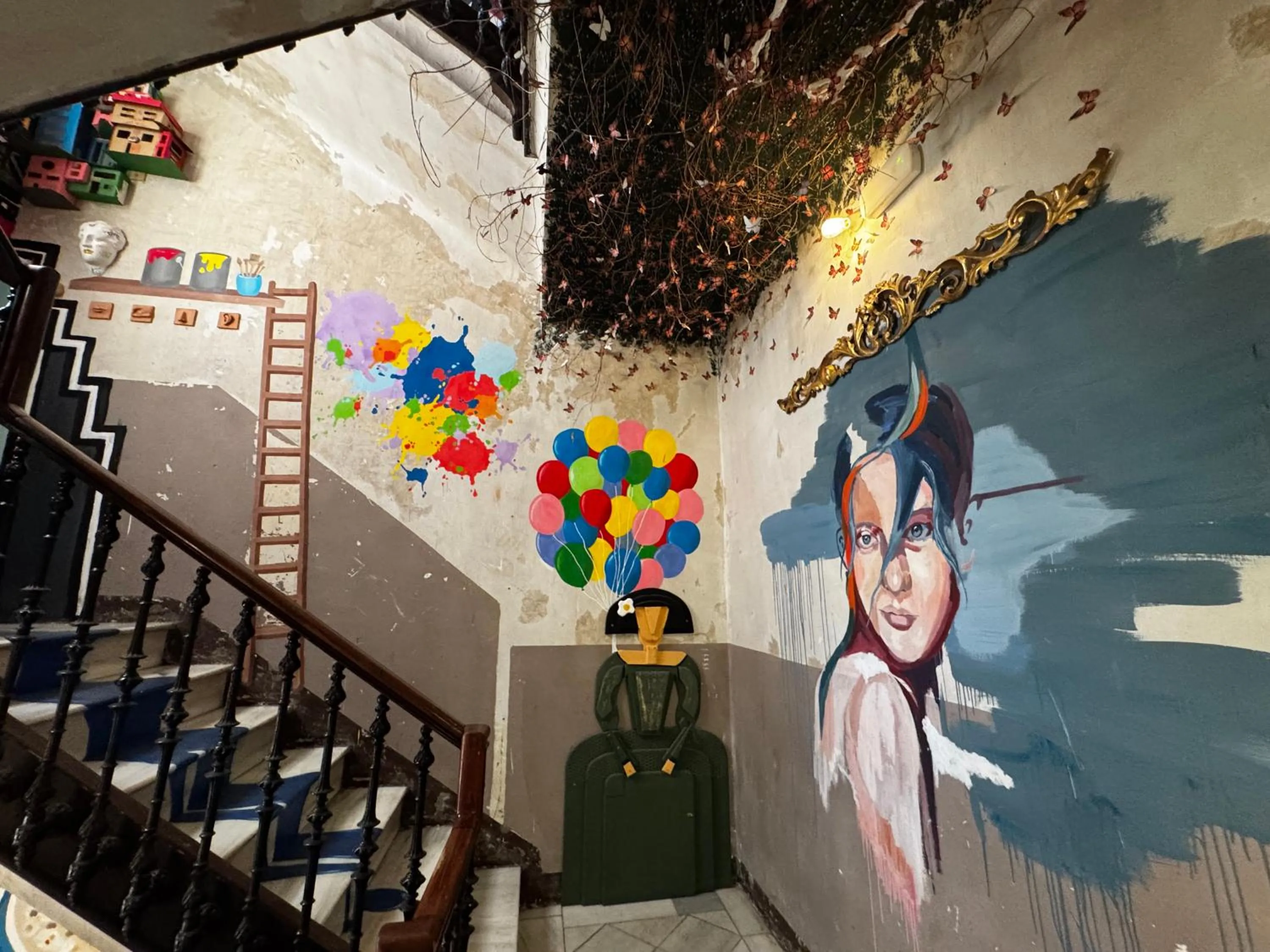 Decorative detail in ECO Hostel