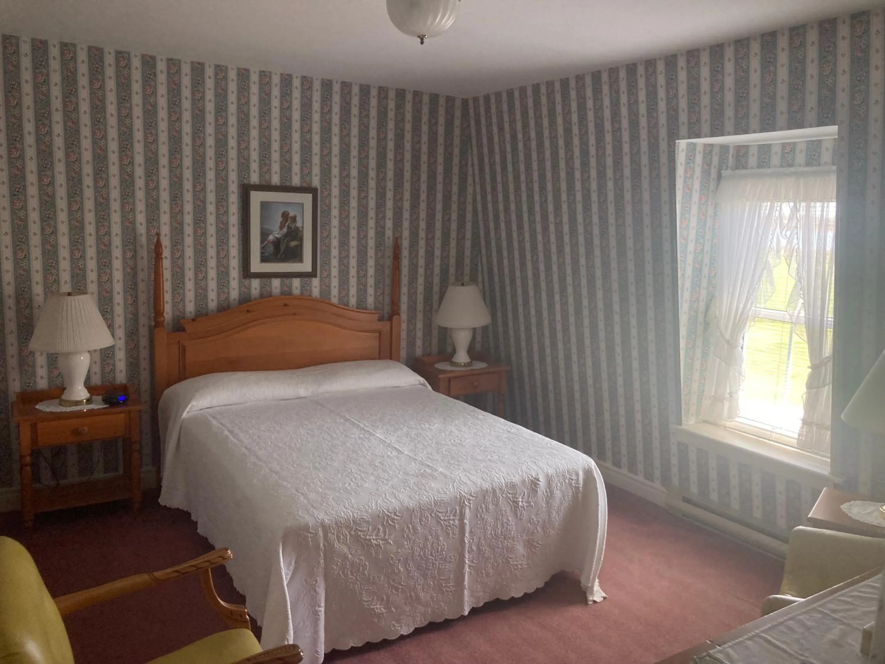 Shaw's Hotel & Cottages