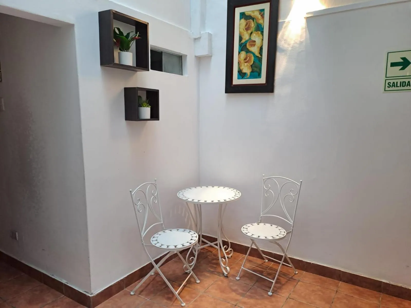 Inner courtyard view in Jose Luis Hostal Boutique