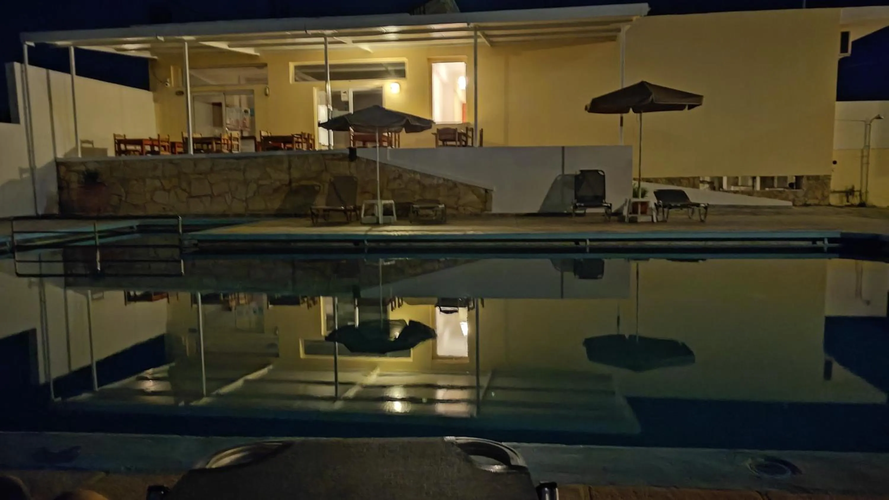 Swimming pool in Karmi Apartments