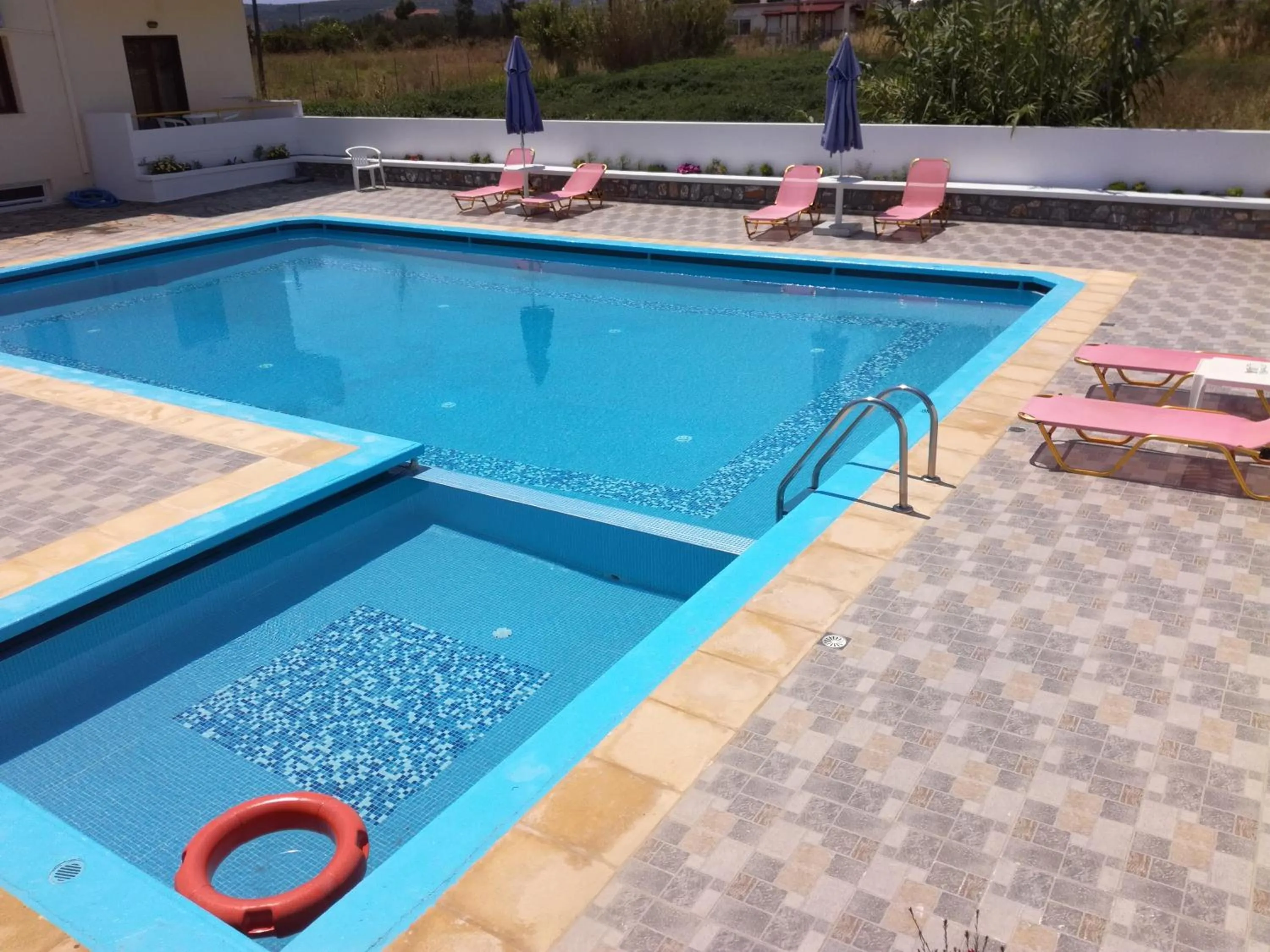 Swimming pool in Karmi Apartments