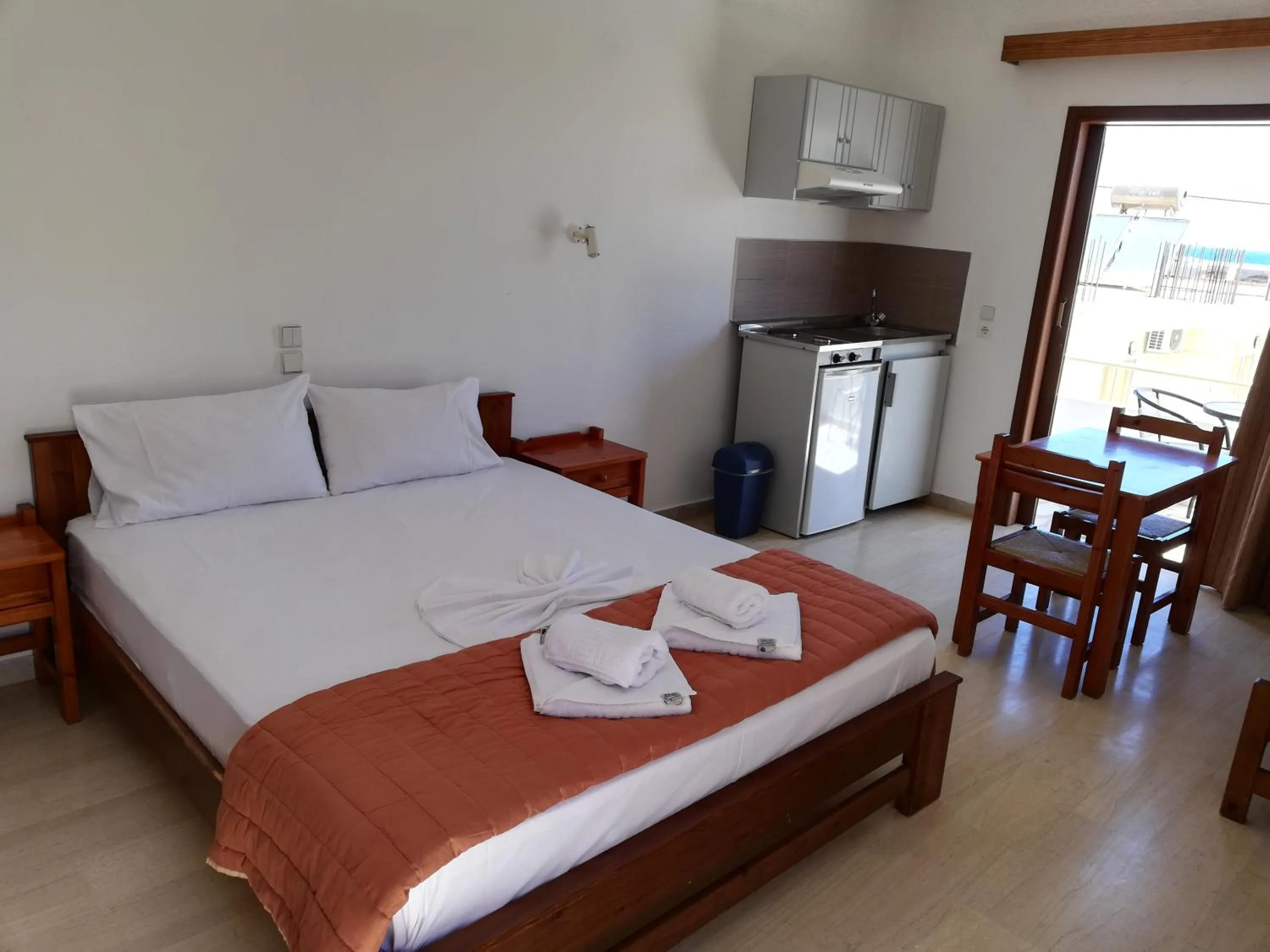 Photo of the whole room in Karmi Apartments