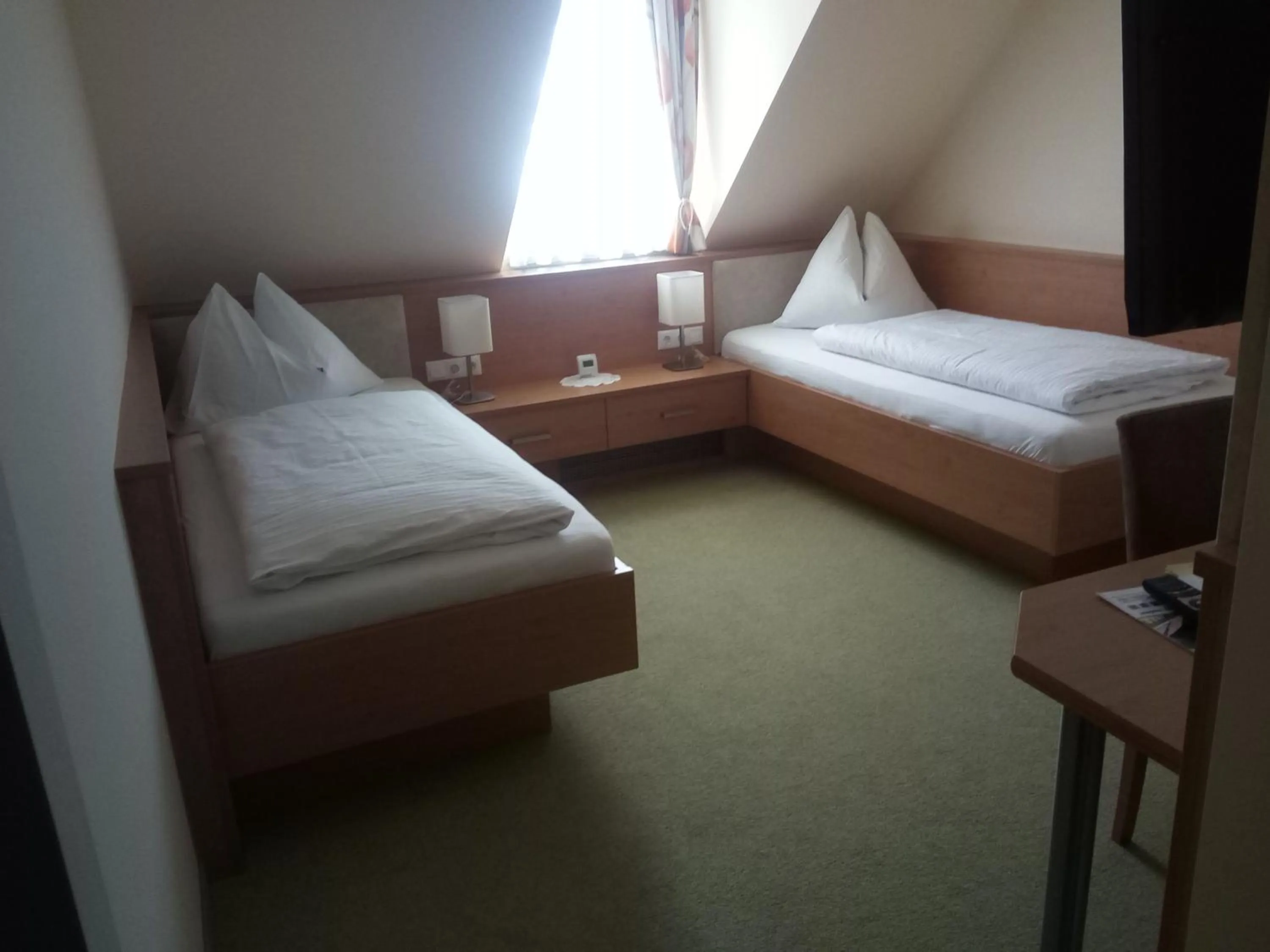 Seating area, Bed in Hotel Restaurant zum Schwan