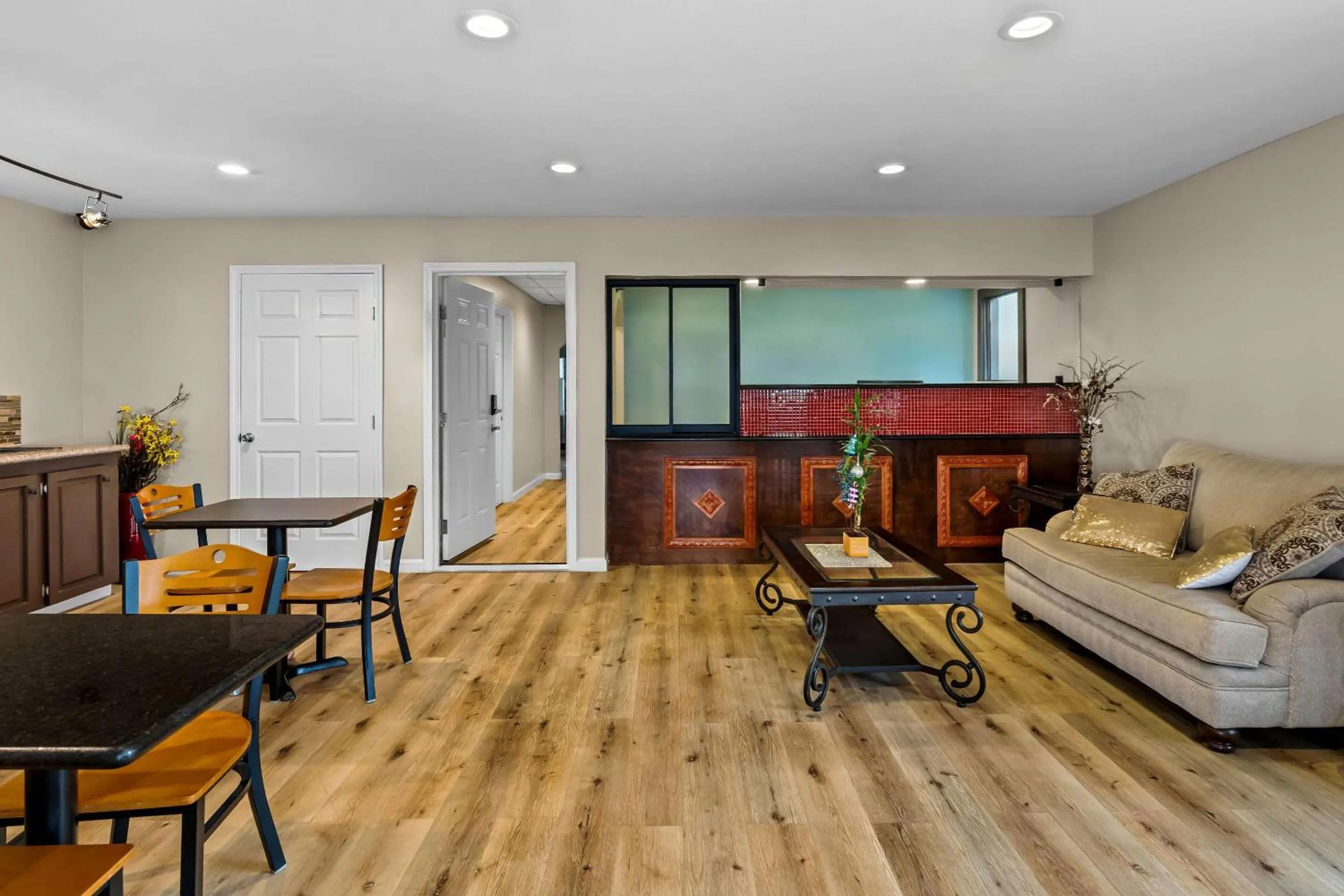 Lobby or reception in Rodeway Inn & Suites Brookhaven