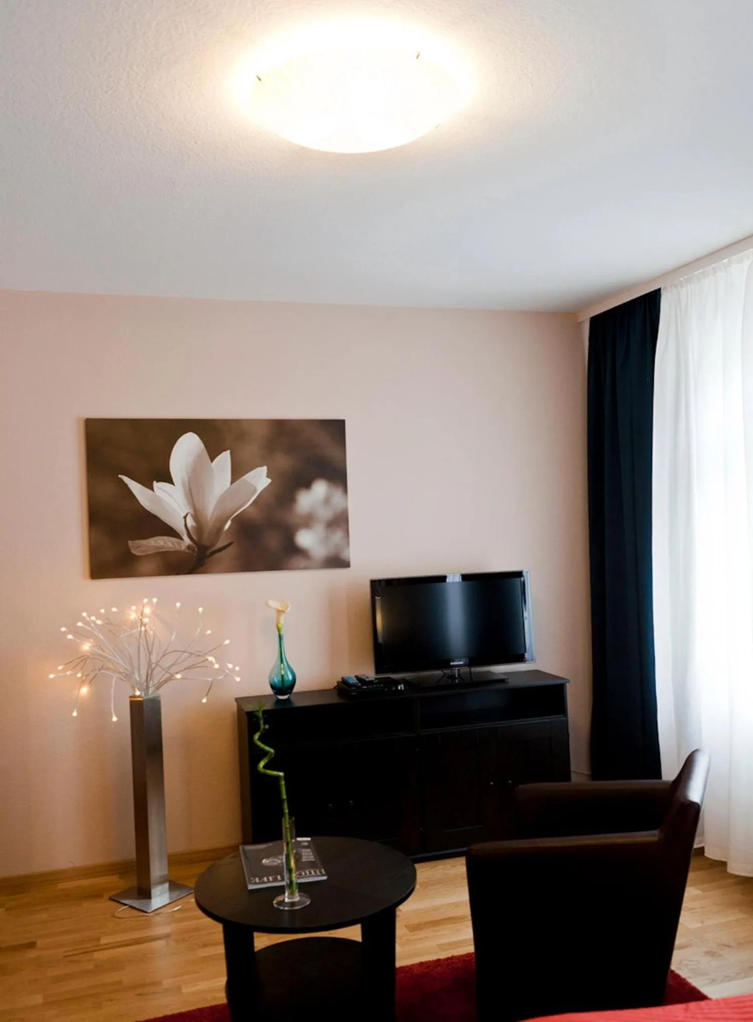 Bedroom in Suiten Hotel Dependance Laterne