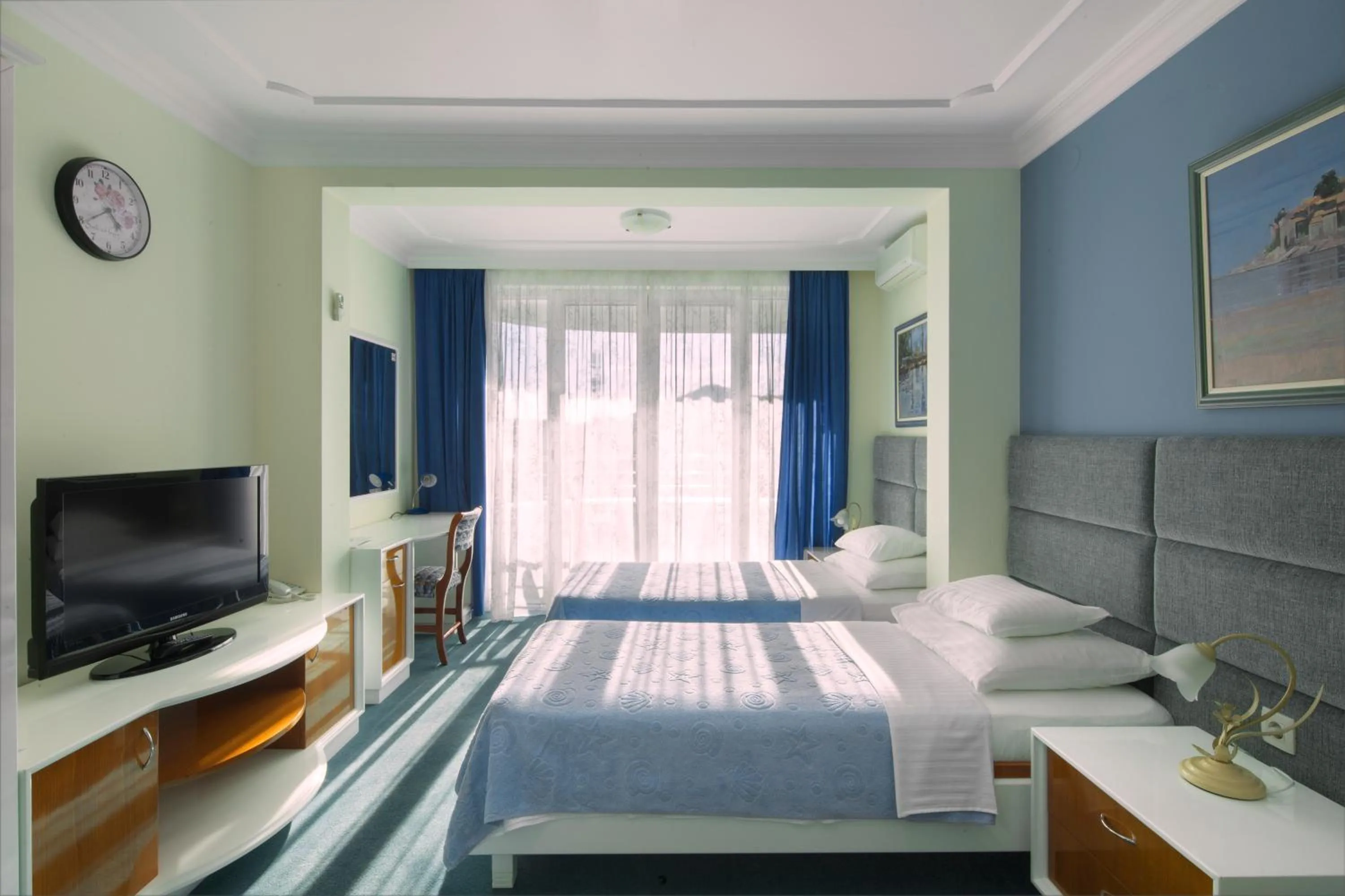 Bed in Hotel Bella Vista