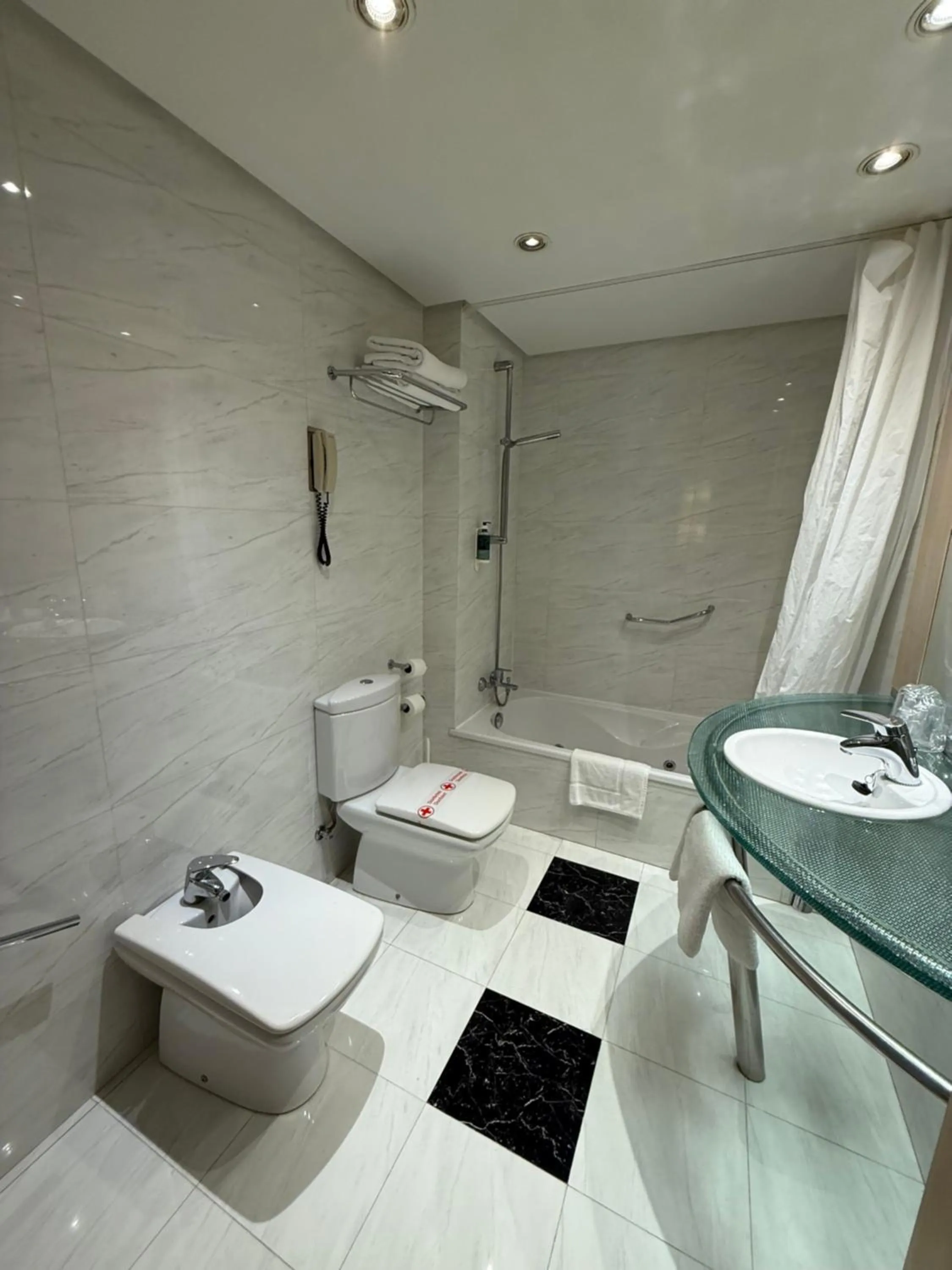 Toilet in Hotel Virrey