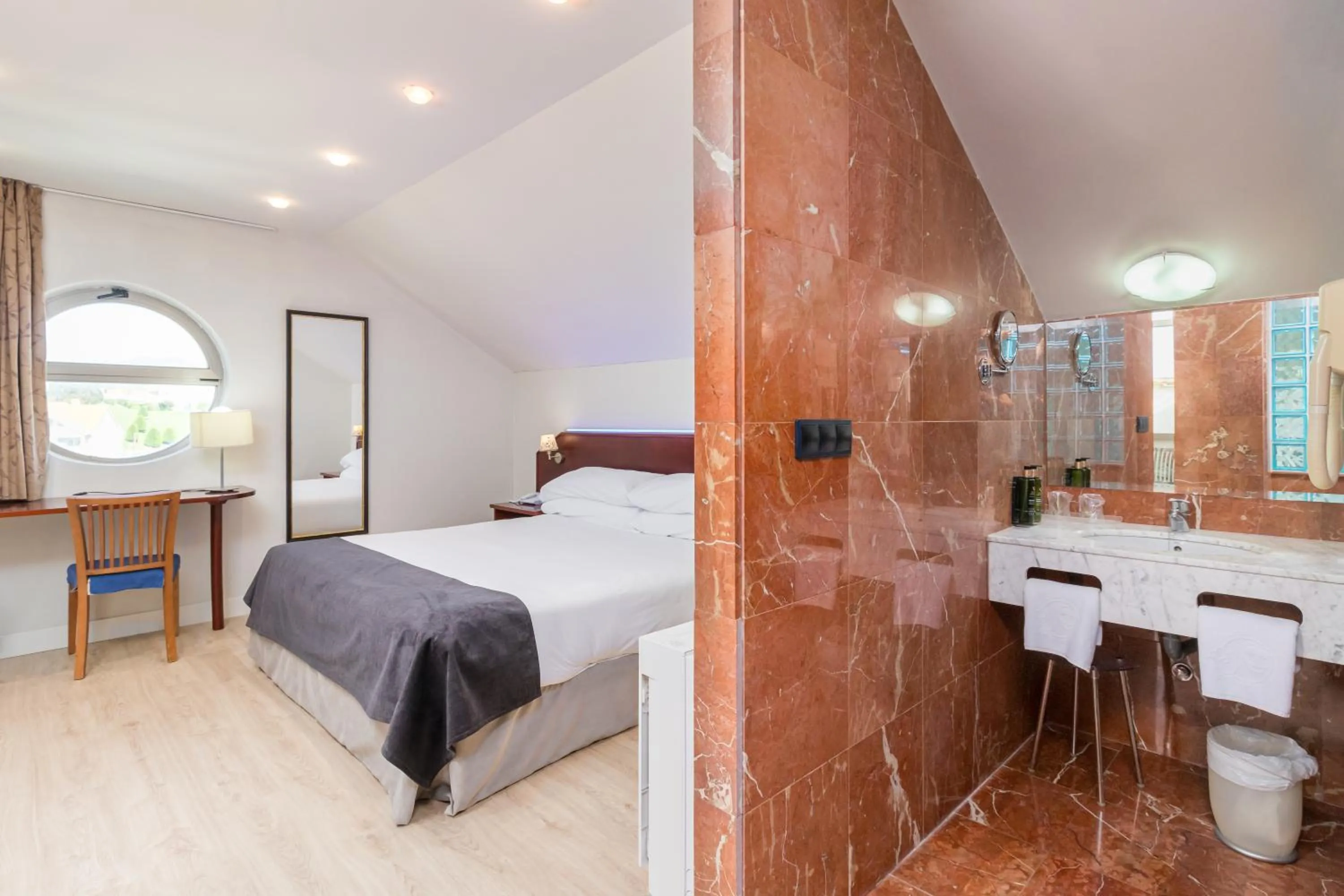 Photo of the whole room, Bed in Hotel Milagros Golf