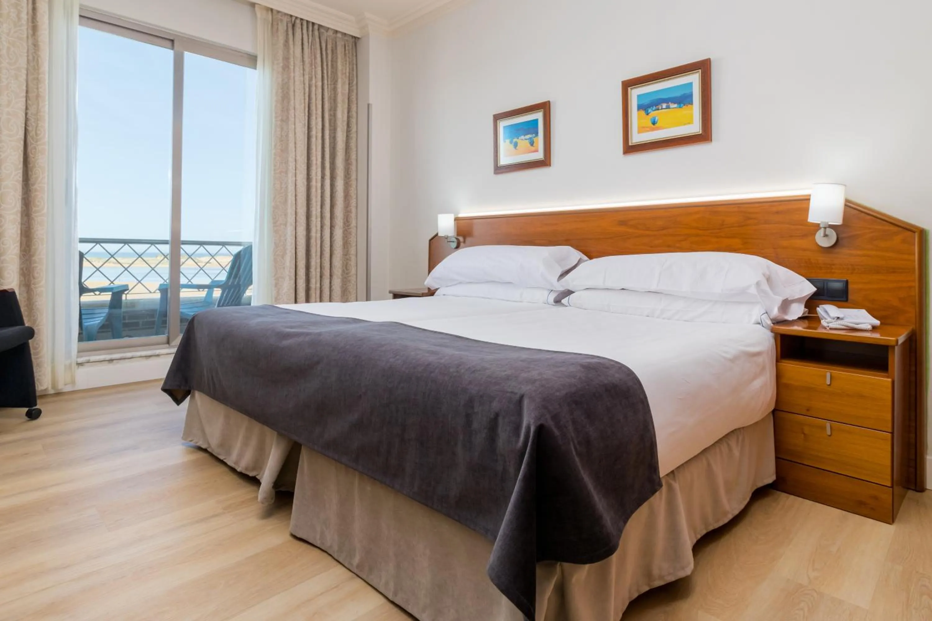 Bedroom, Bed in Hotel Milagros Golf