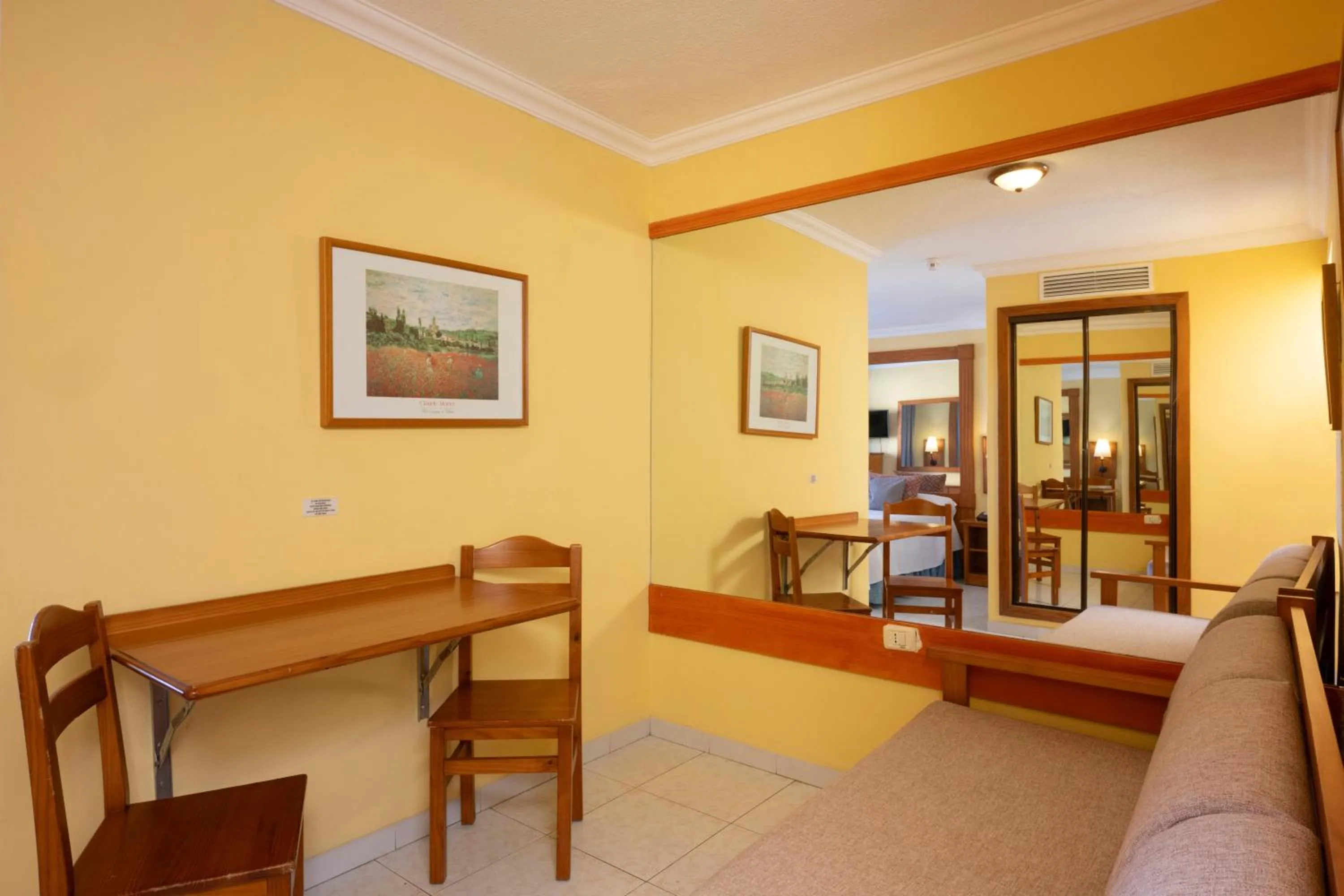 Photo of the whole room in GF Noelia