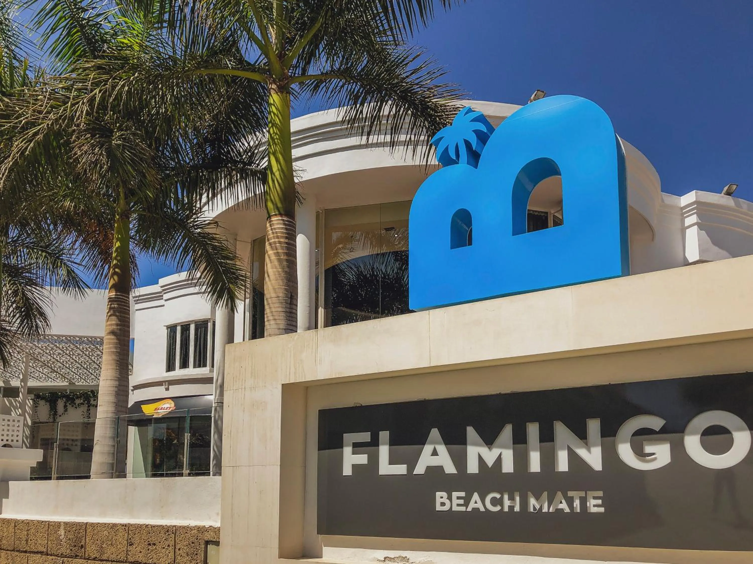 Property building in Flamingo Beach Mate
