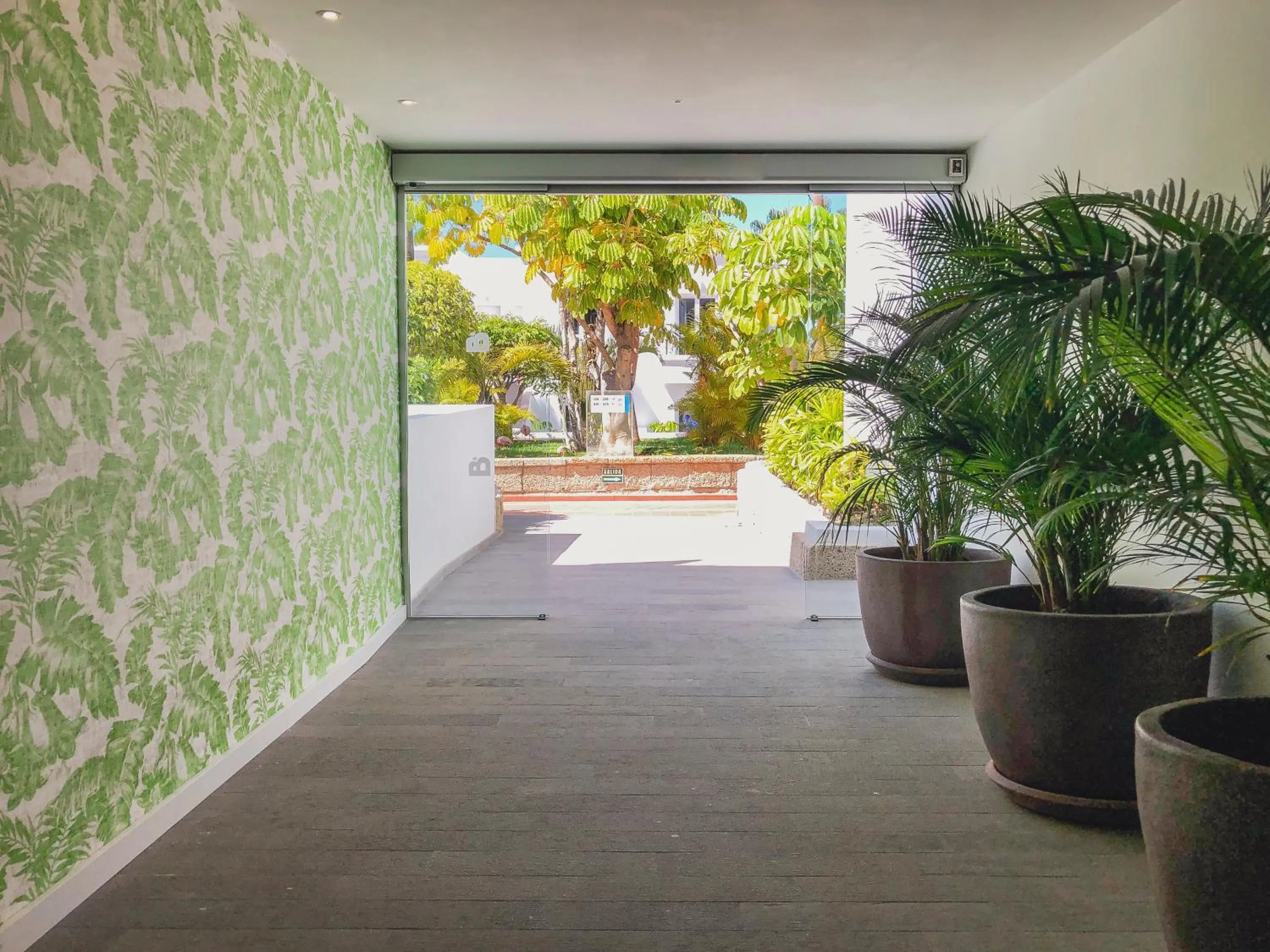 Other in Flamingo Beach Mate