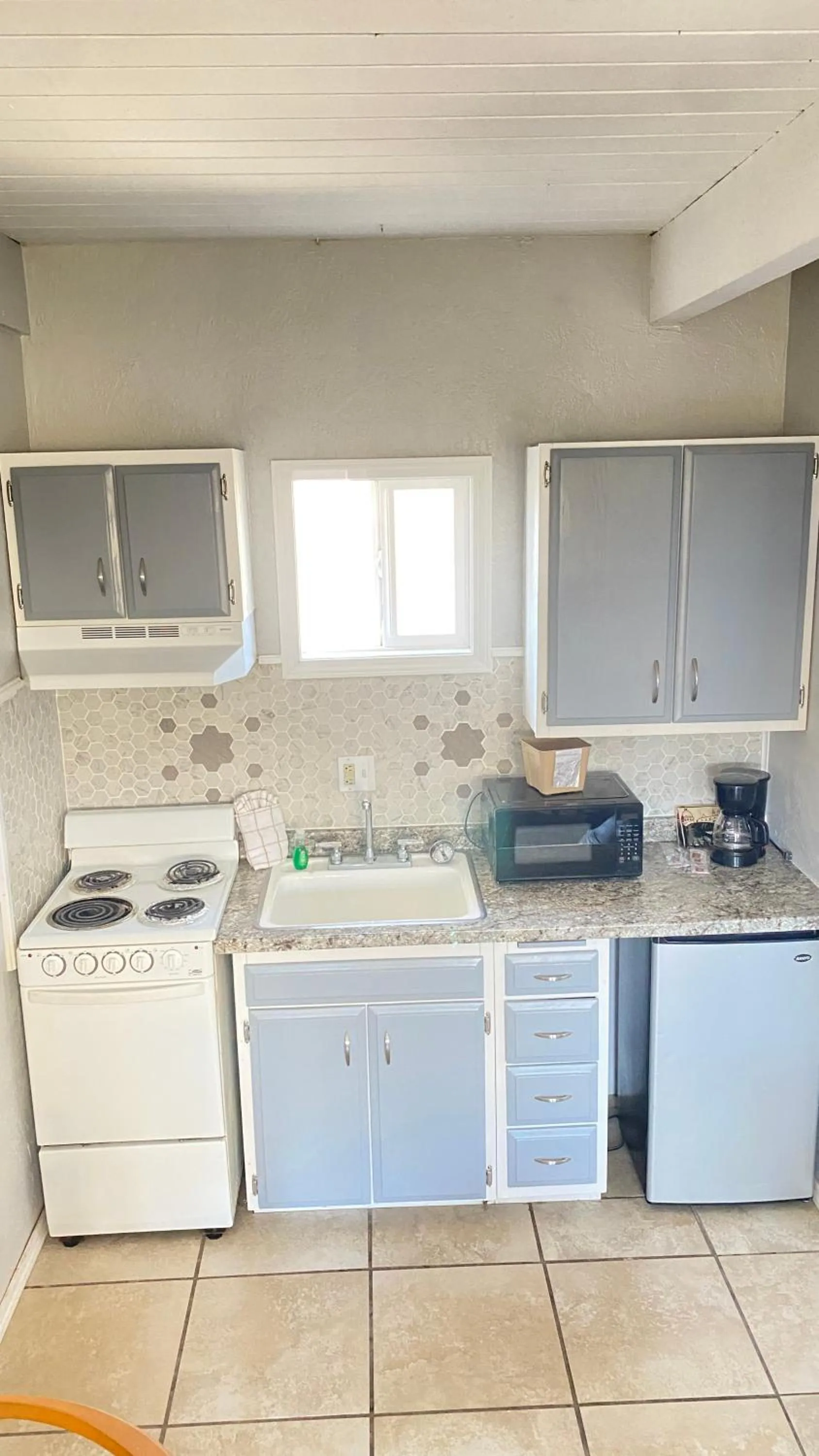 Ocean Shores Inn & Suites