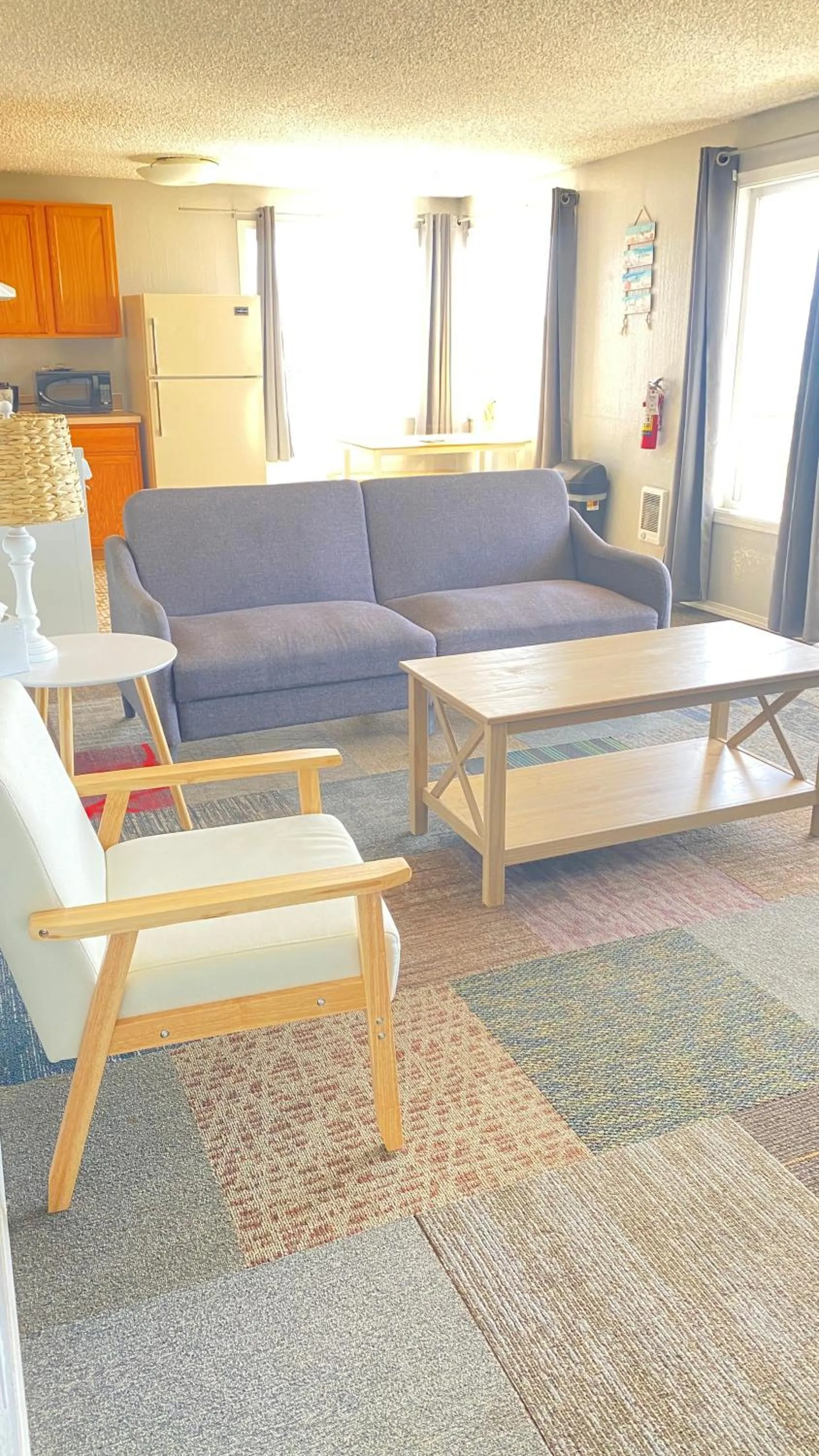 Kitchen or kitchenette in Ocean Shores Inn & Suites