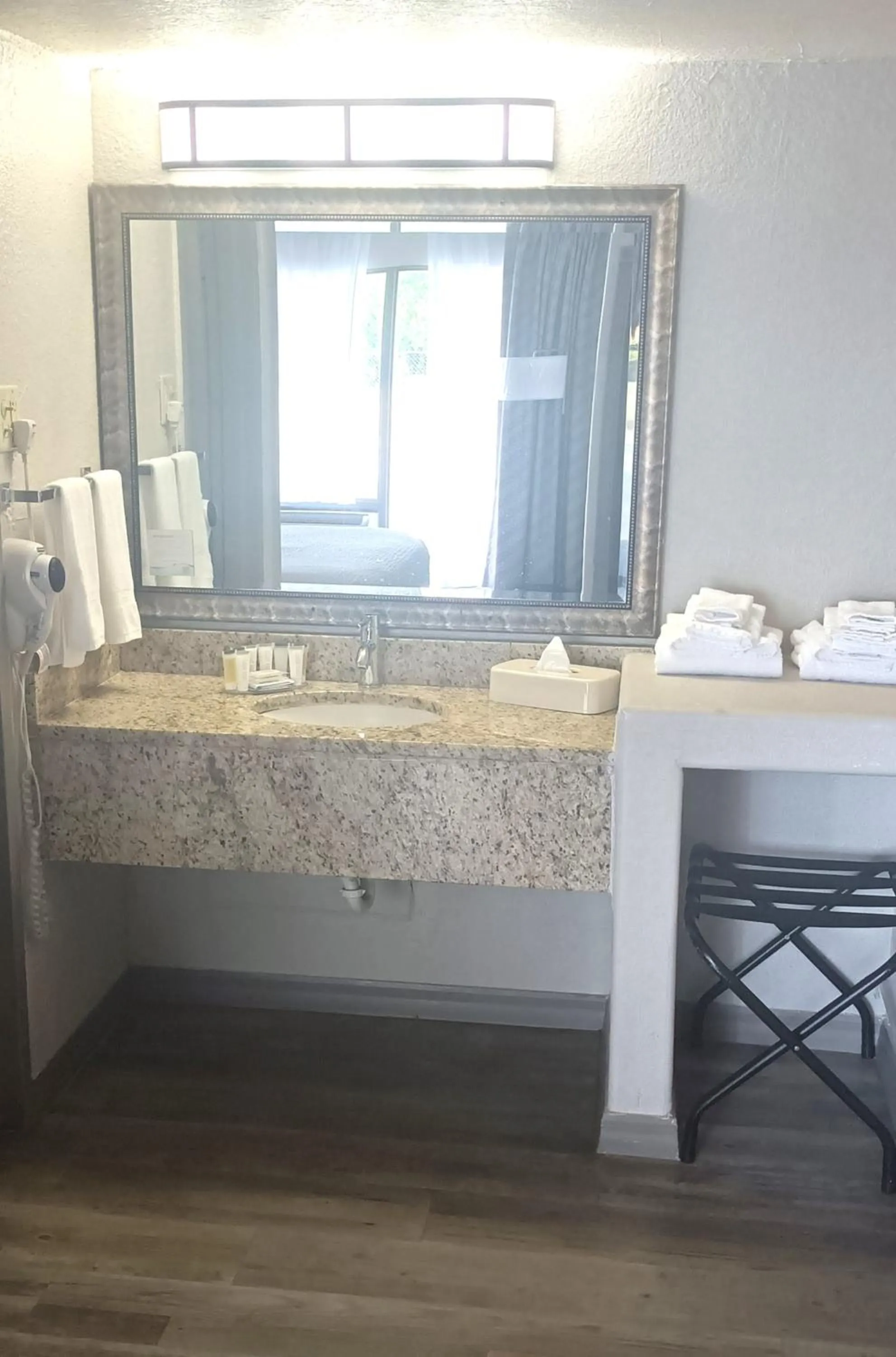 Days Inn by Wyndham Wildwood I-75