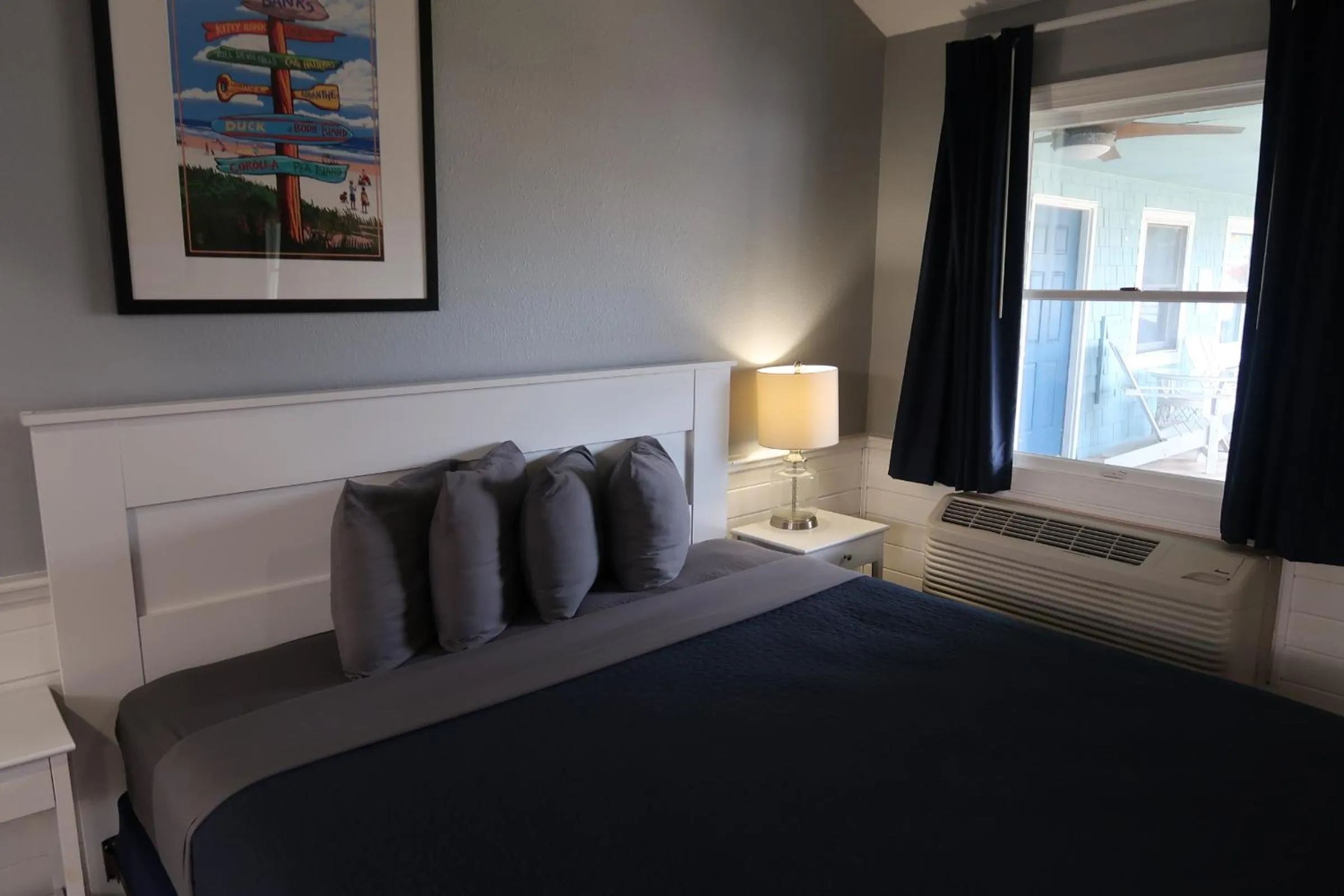 Bed in The Inn at Corolla