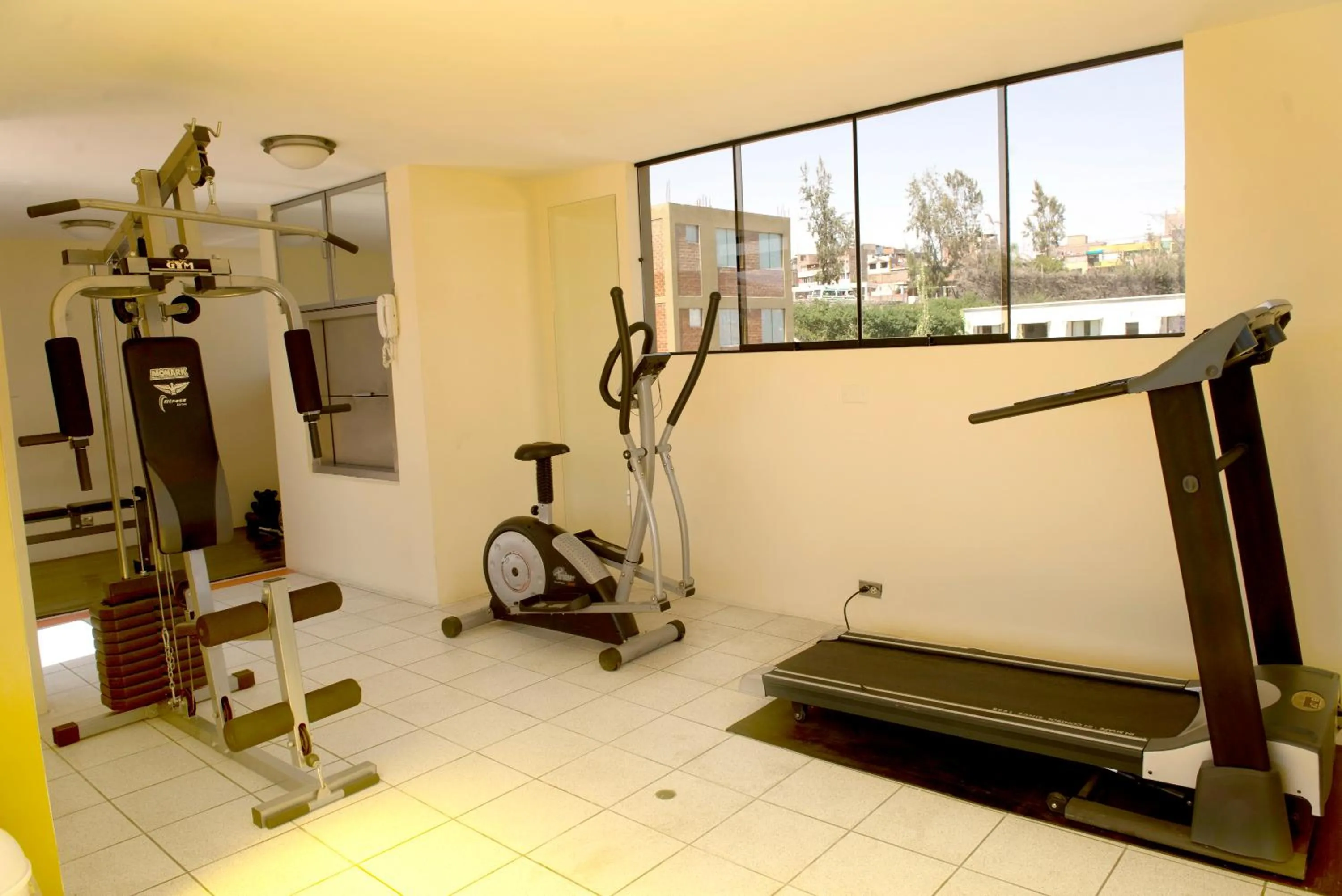 Fitness centre/facilities in El Cabildo Hotel
