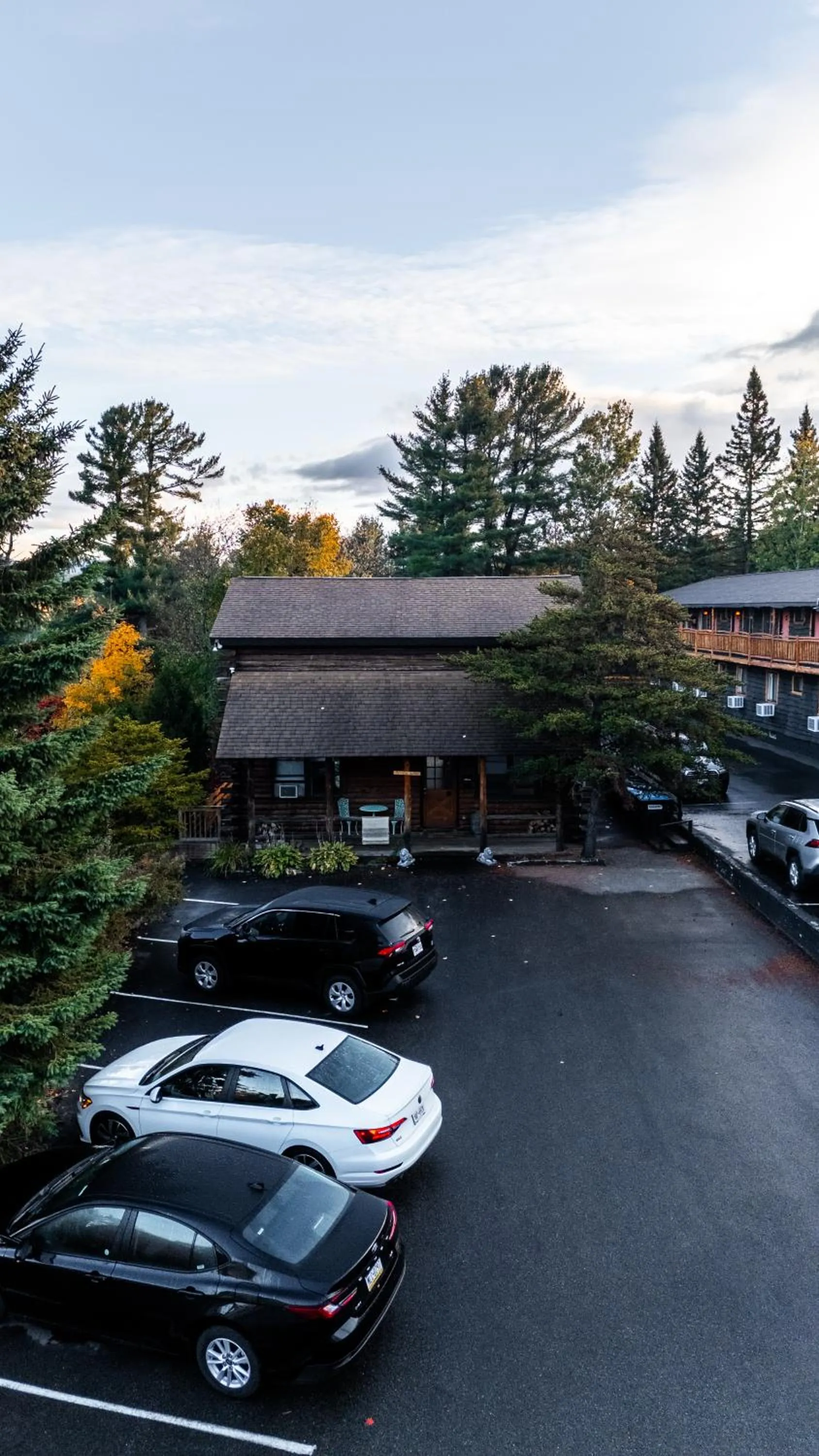 Parking in The Boha Hotel