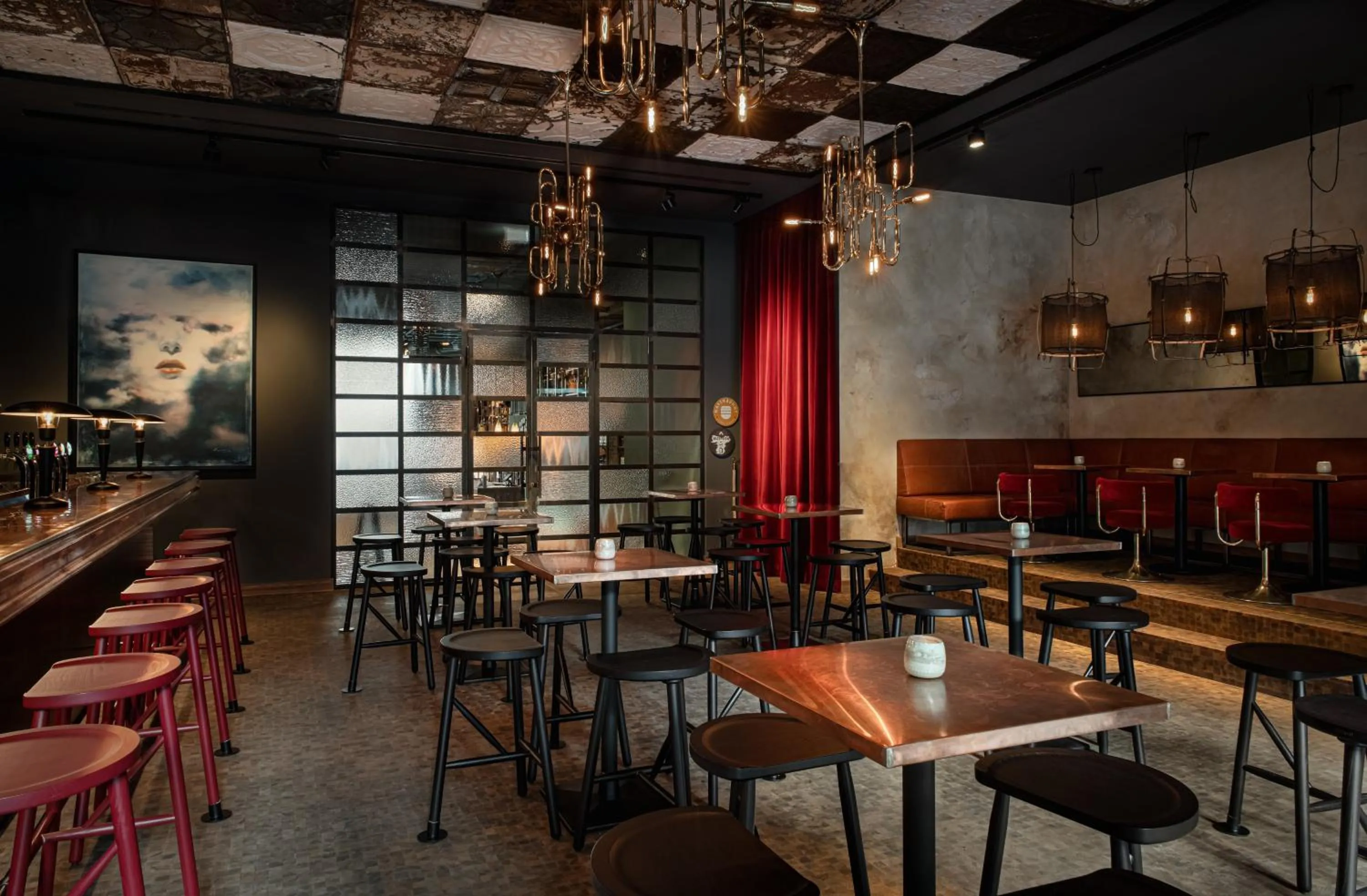 Lounge or bar in PIERDREI Hotel HafenCity Hamburg