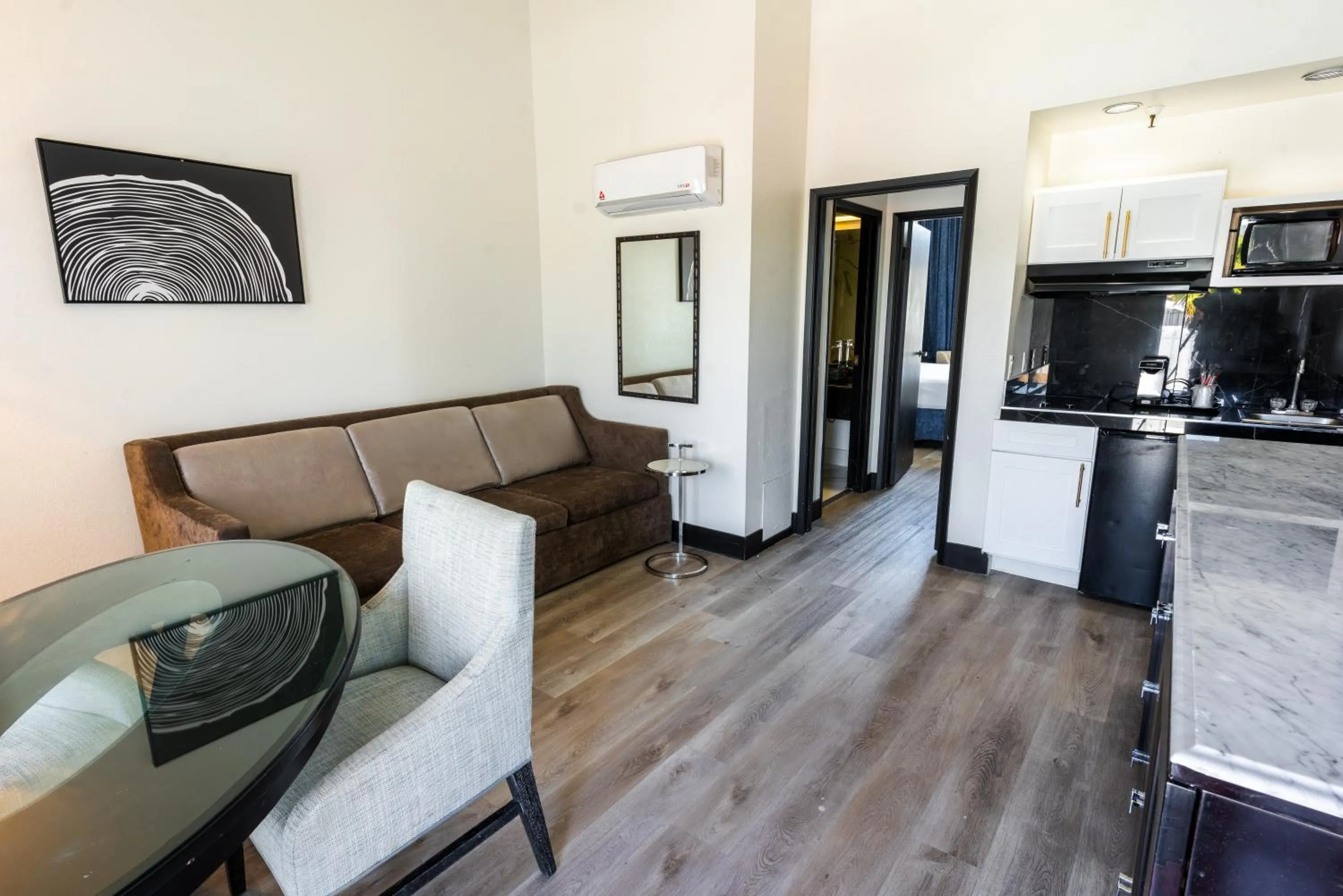 Living room in Sands Inn & Suites