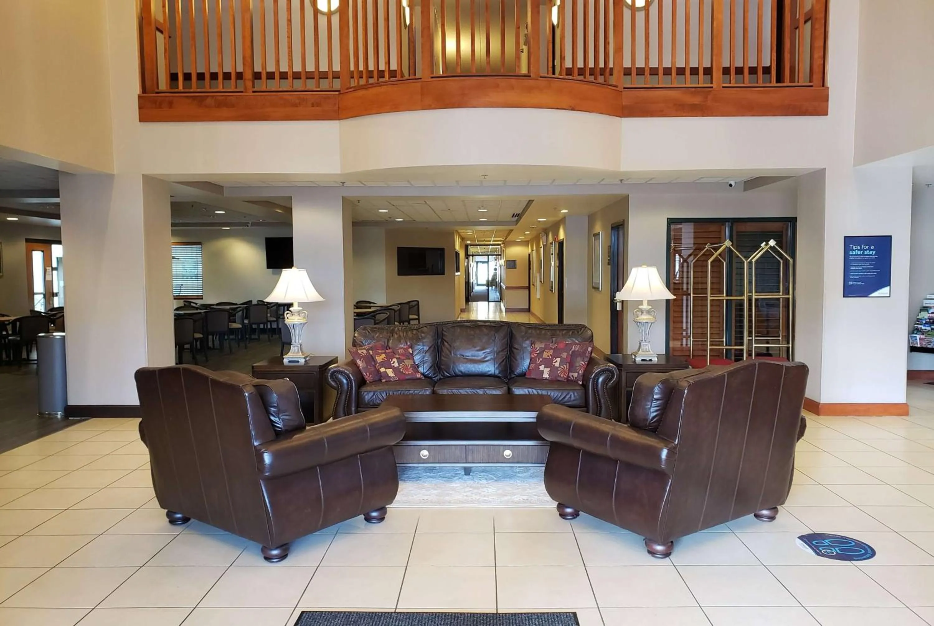 Lobby or reception in Wingate by Wyndham Coon Rapids