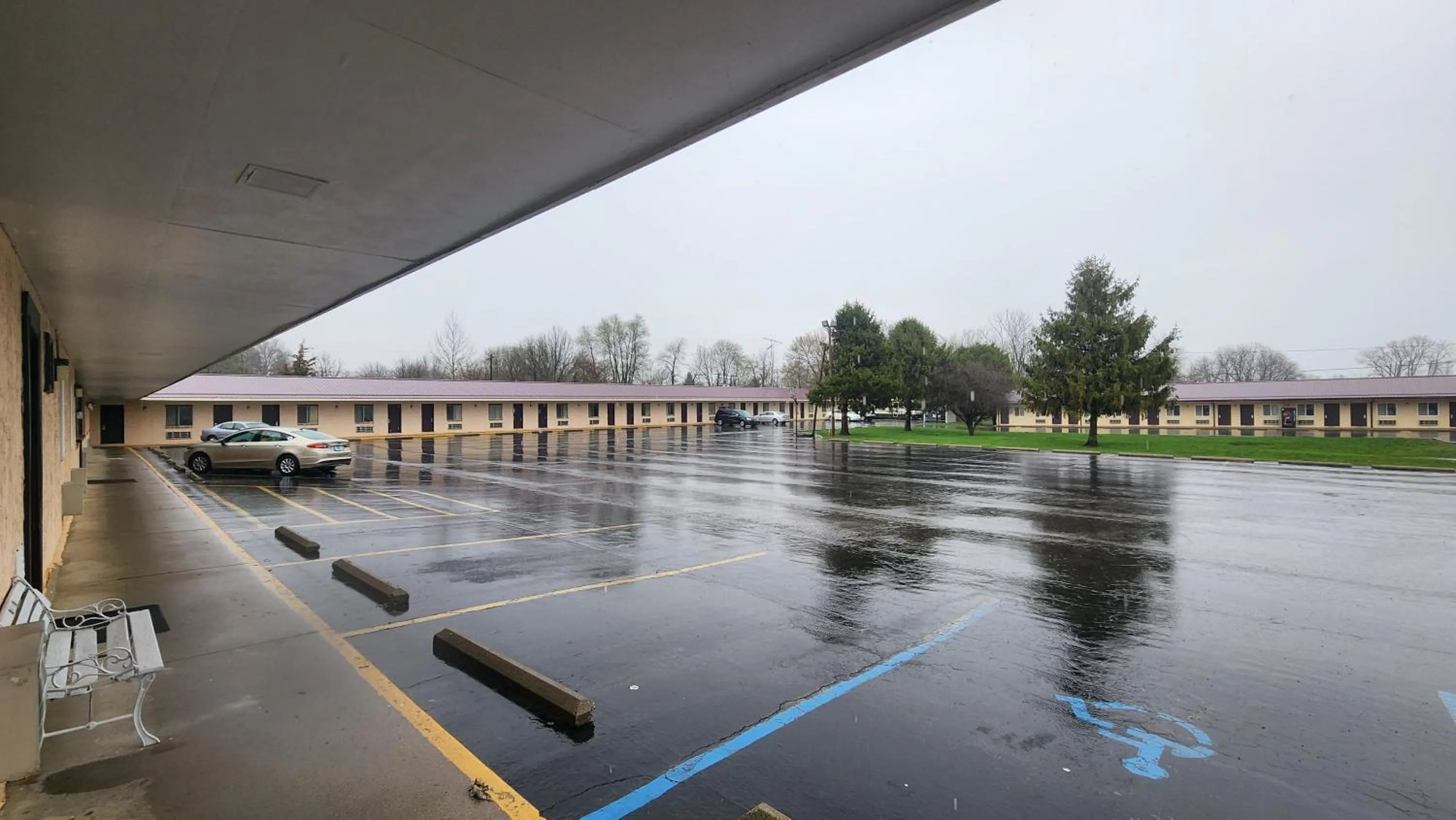 Super 8 by Wyndham Centerville-Richmond