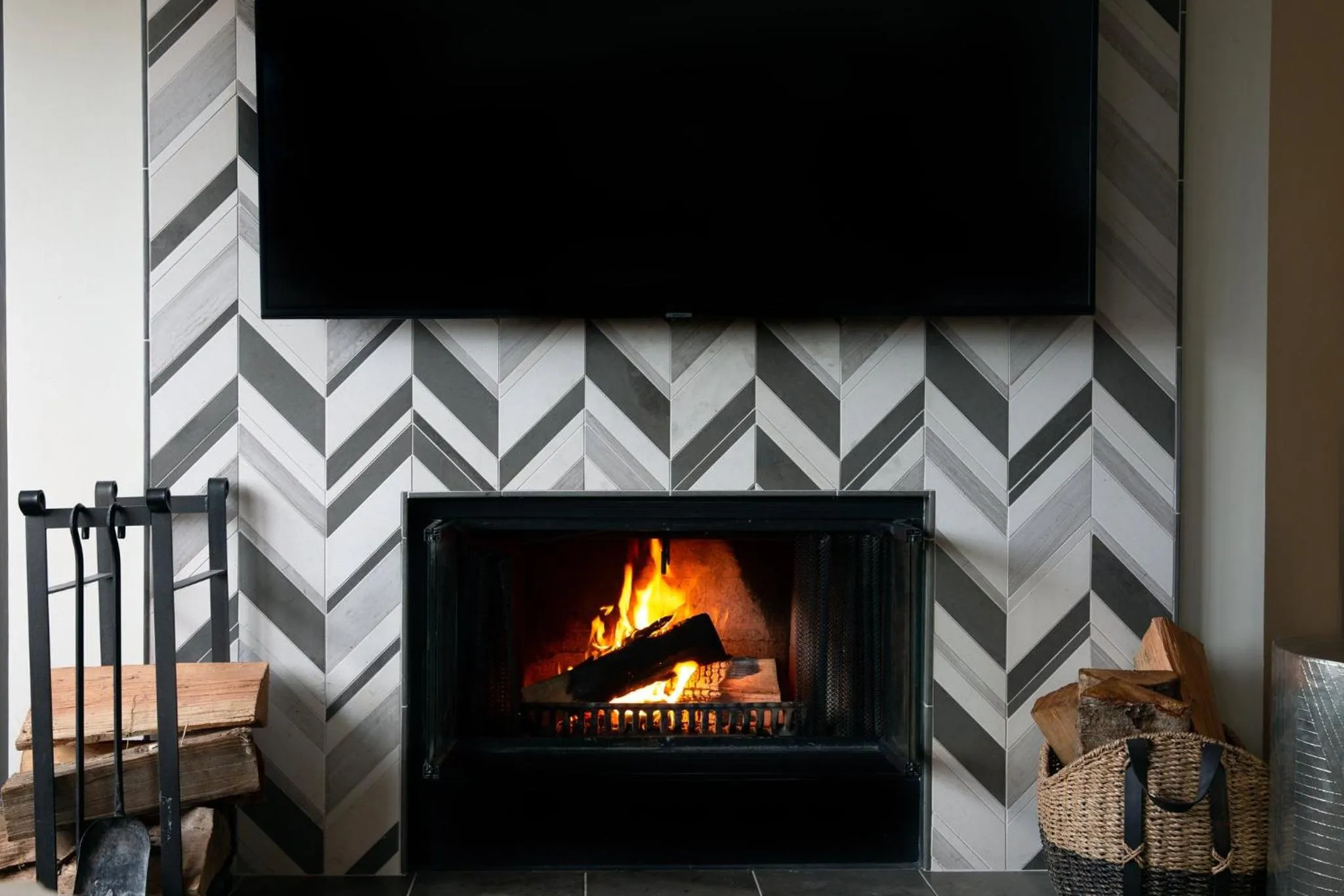 Photo of the whole room in Kimpton Riverplace Hotel by IHG