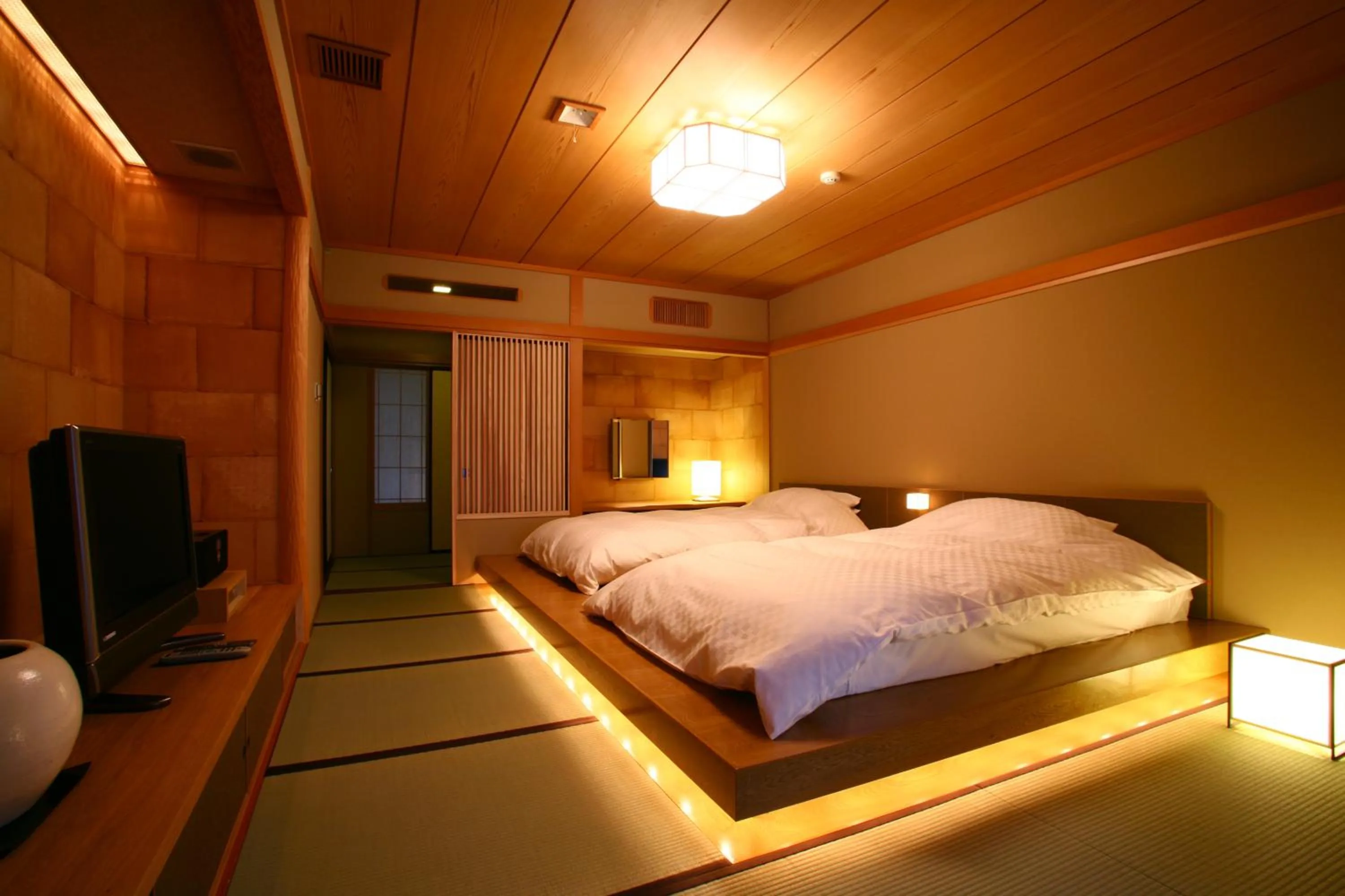 Bedroom, Bed in Suizantei Club Jozankei-Adults Only