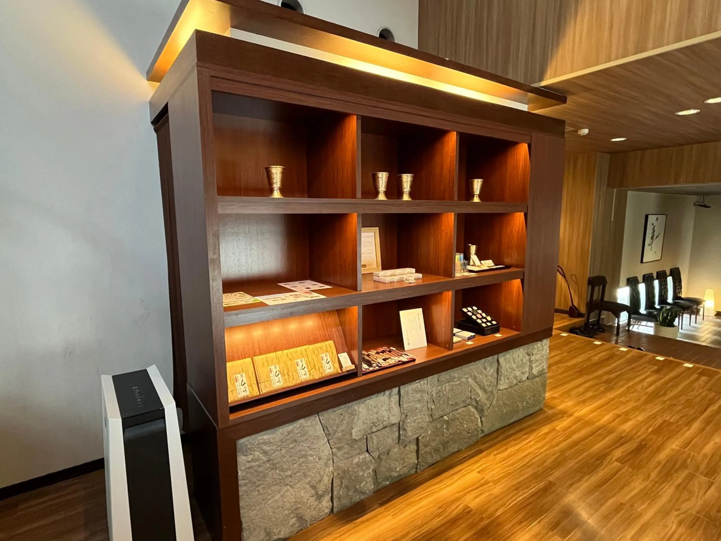 Shopping Area in Spa and Esthetique Suichokan-Female&Adult Only