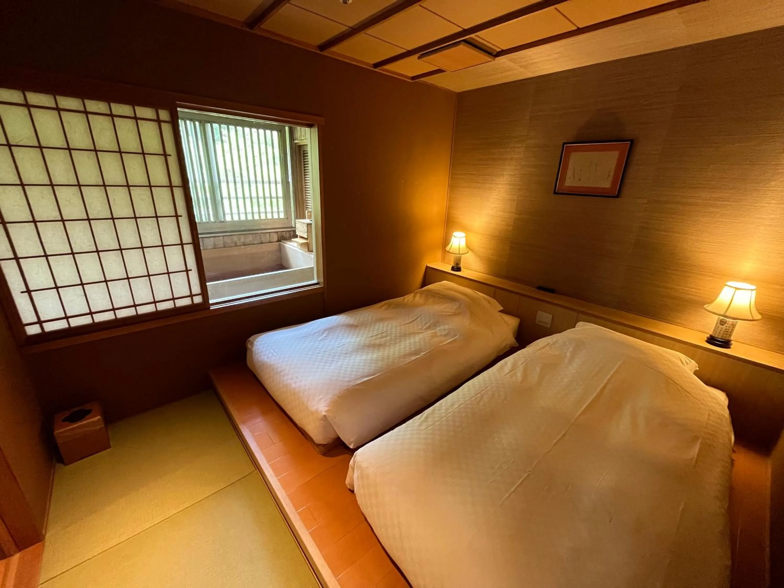 Bedroom, Bed in Jozankei Daiichi Hotel Suizantei