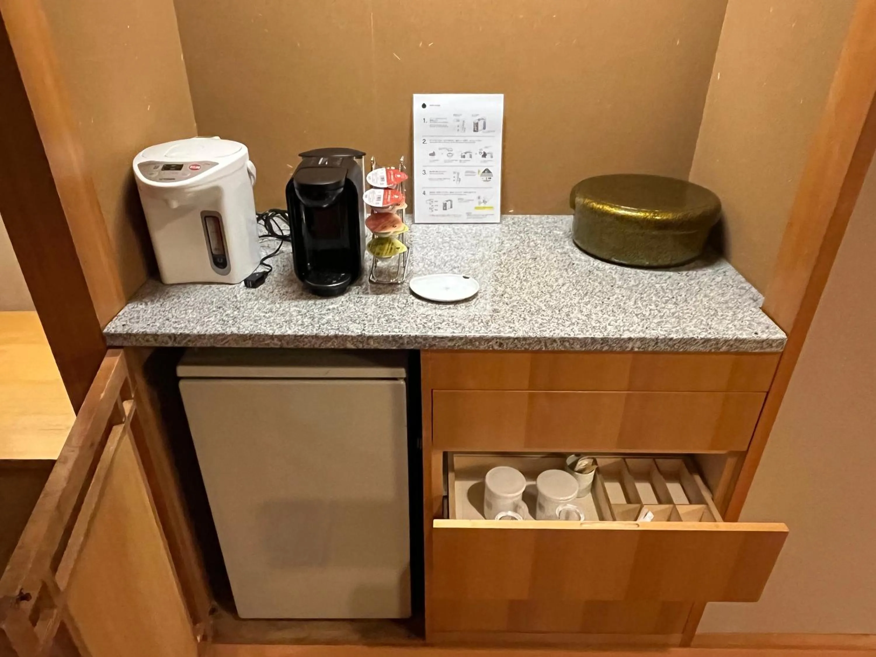 Coffee/tea facilities in Jozankei Daiichi Hotel Suizantei