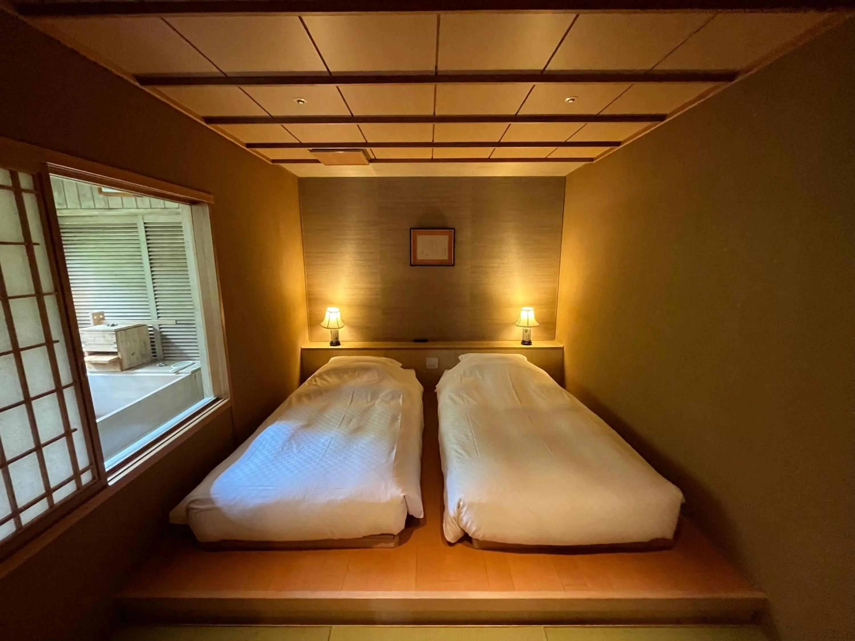 Bedroom, Bed in Jozankei Daiichi Hotel Suizantei