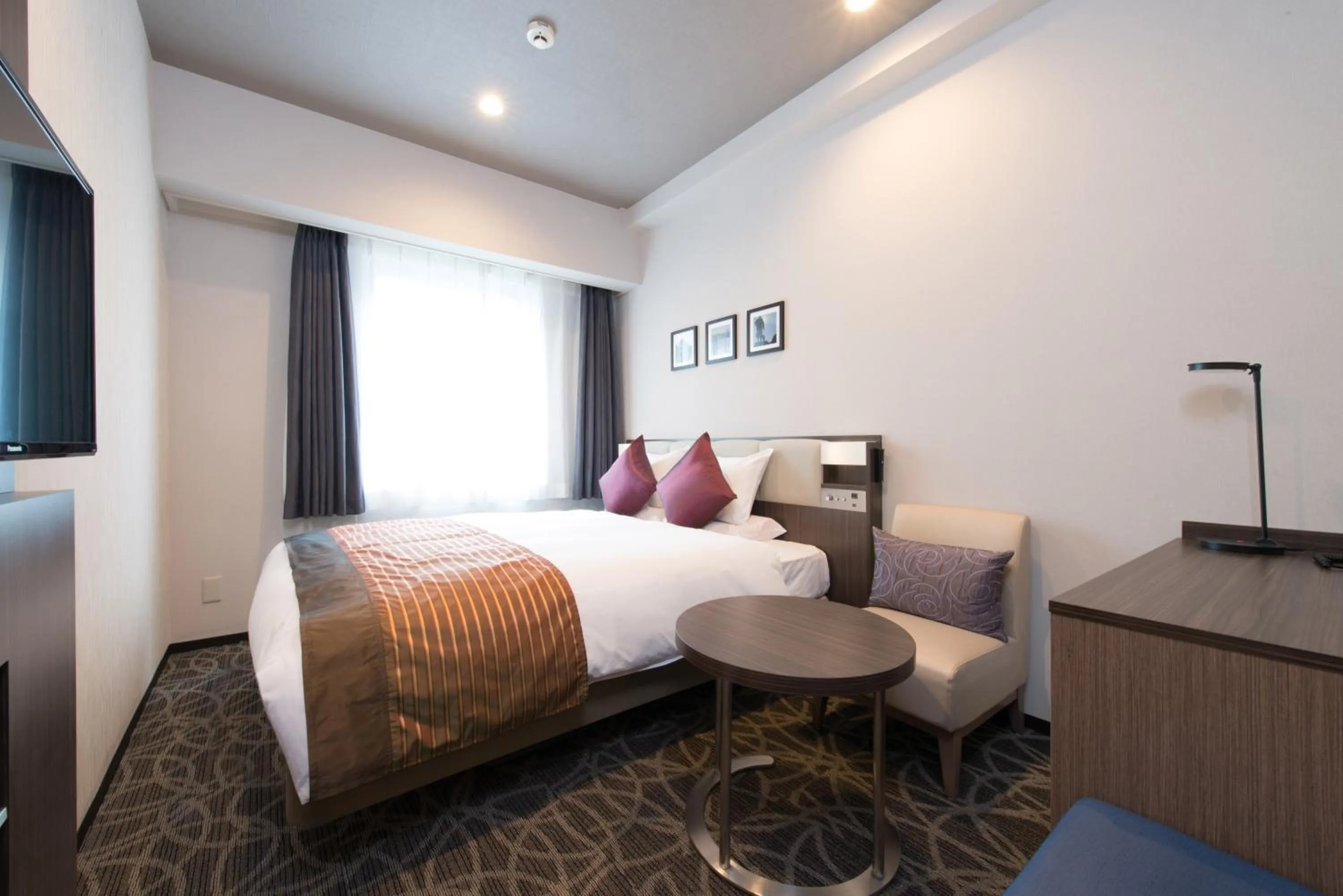 Photo of the whole room, Bed in HOTEL MYSTAYS Ueno East