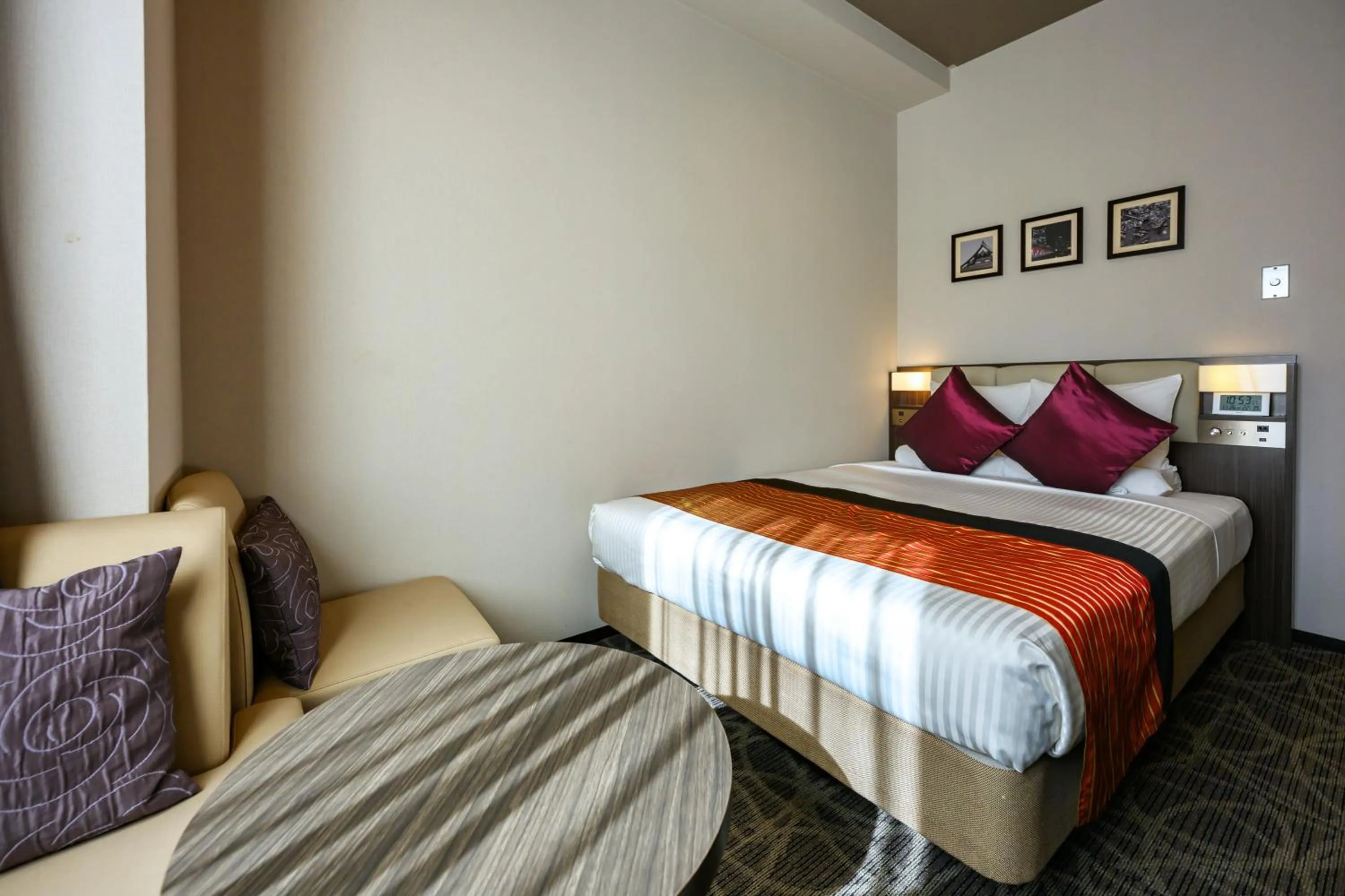 Photo of the whole room, Bed in HOTEL MYSTAYS Ueno East