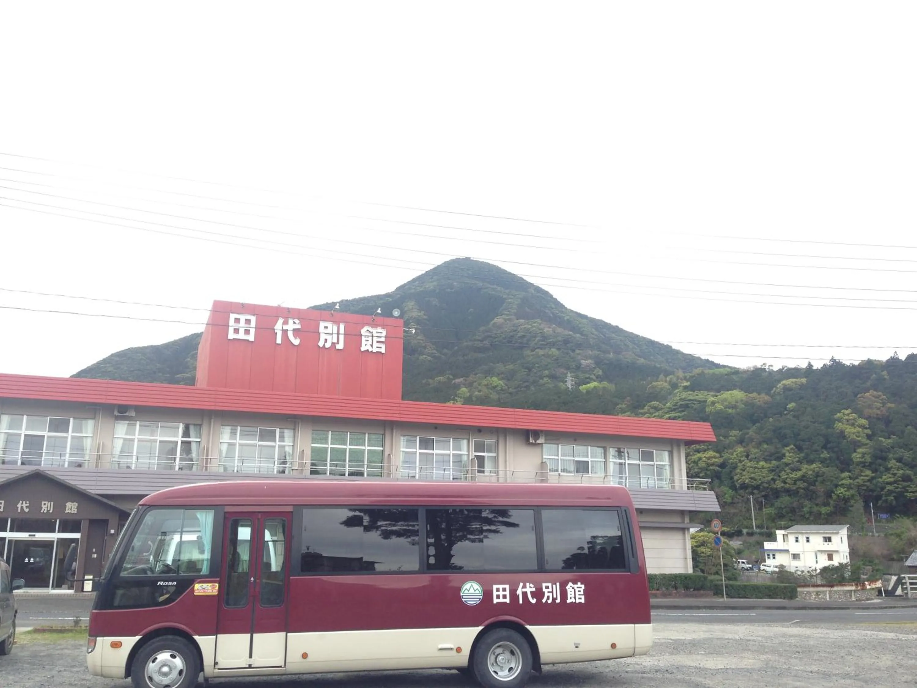 Day in Tashiro Annex