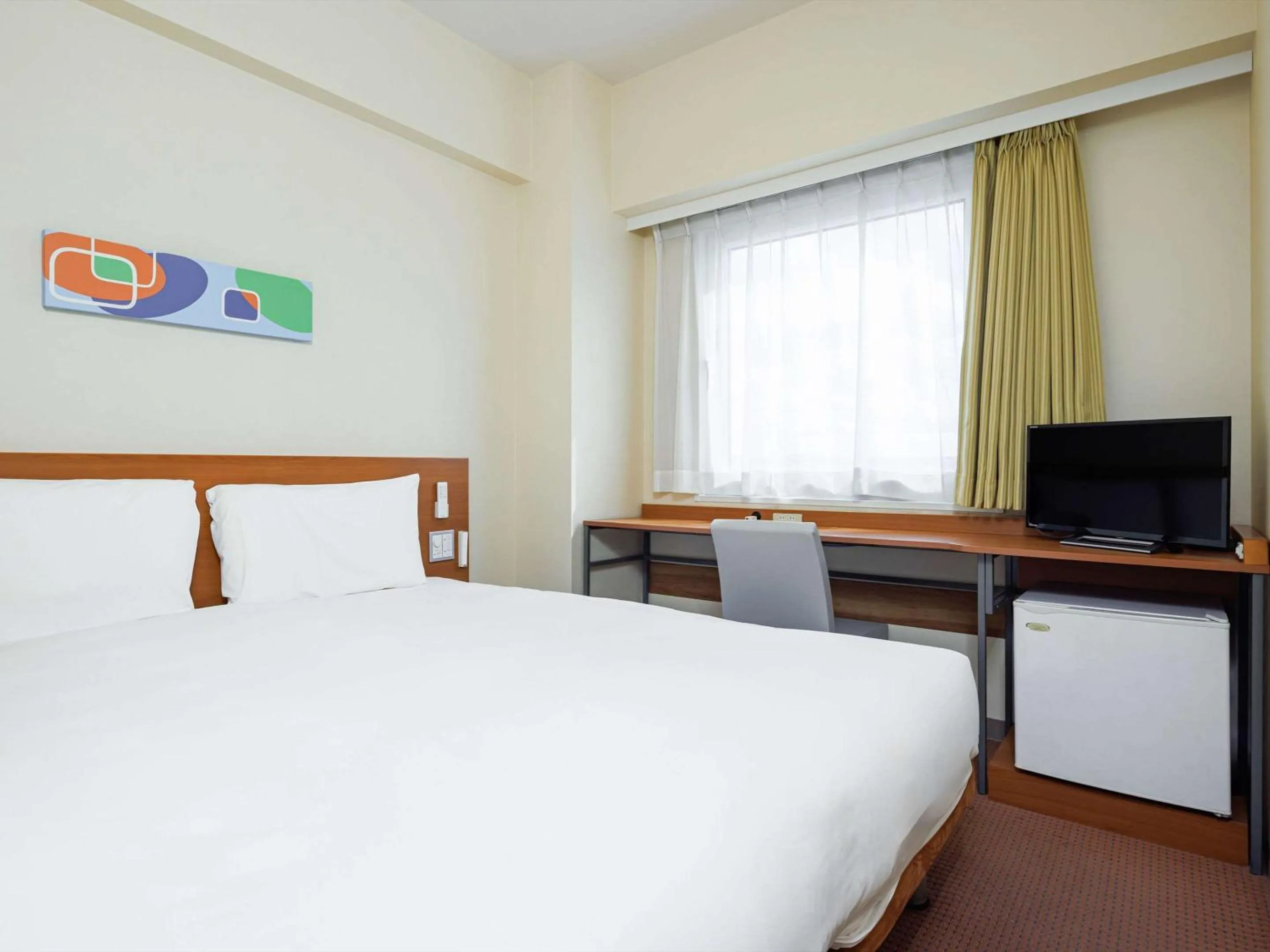 Double Room - single occupancy - Non Smoking in Comfort Inn Chiba Hamano
