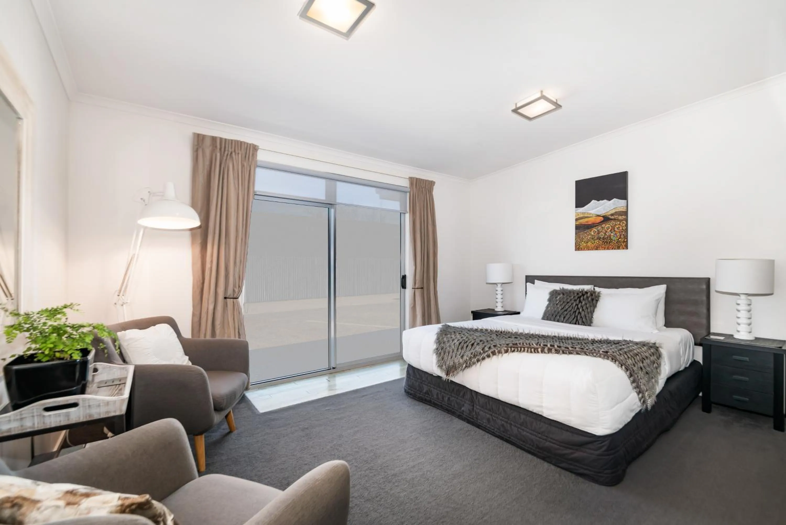 Bedroom, Bed in Two Tree Lodge