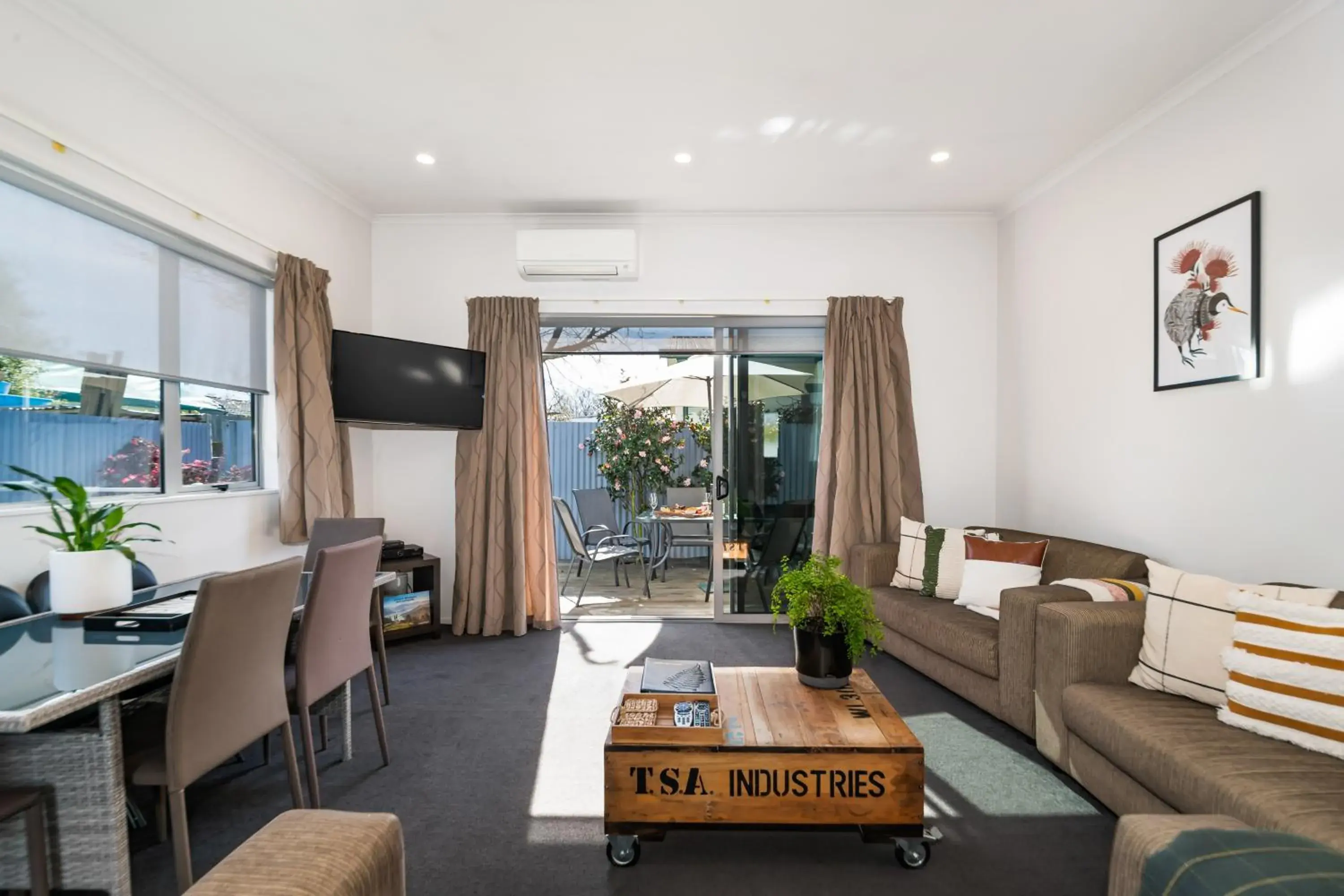 Three Bedroom Family Apartment in Two Tree Lodge Three Bedroom Family Apartment in Two Tree Lodge